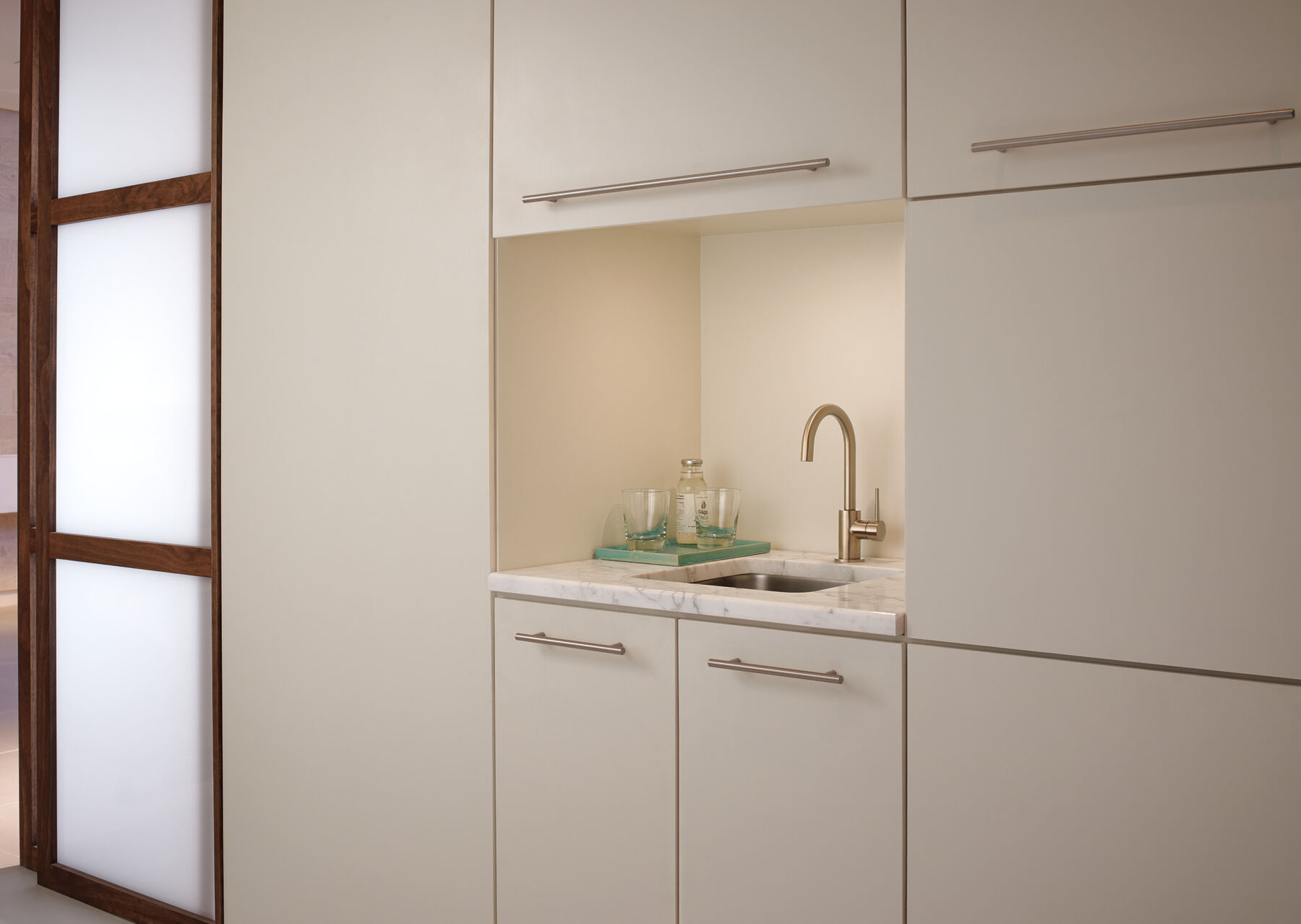 True Bar Limited Swivel, image 3