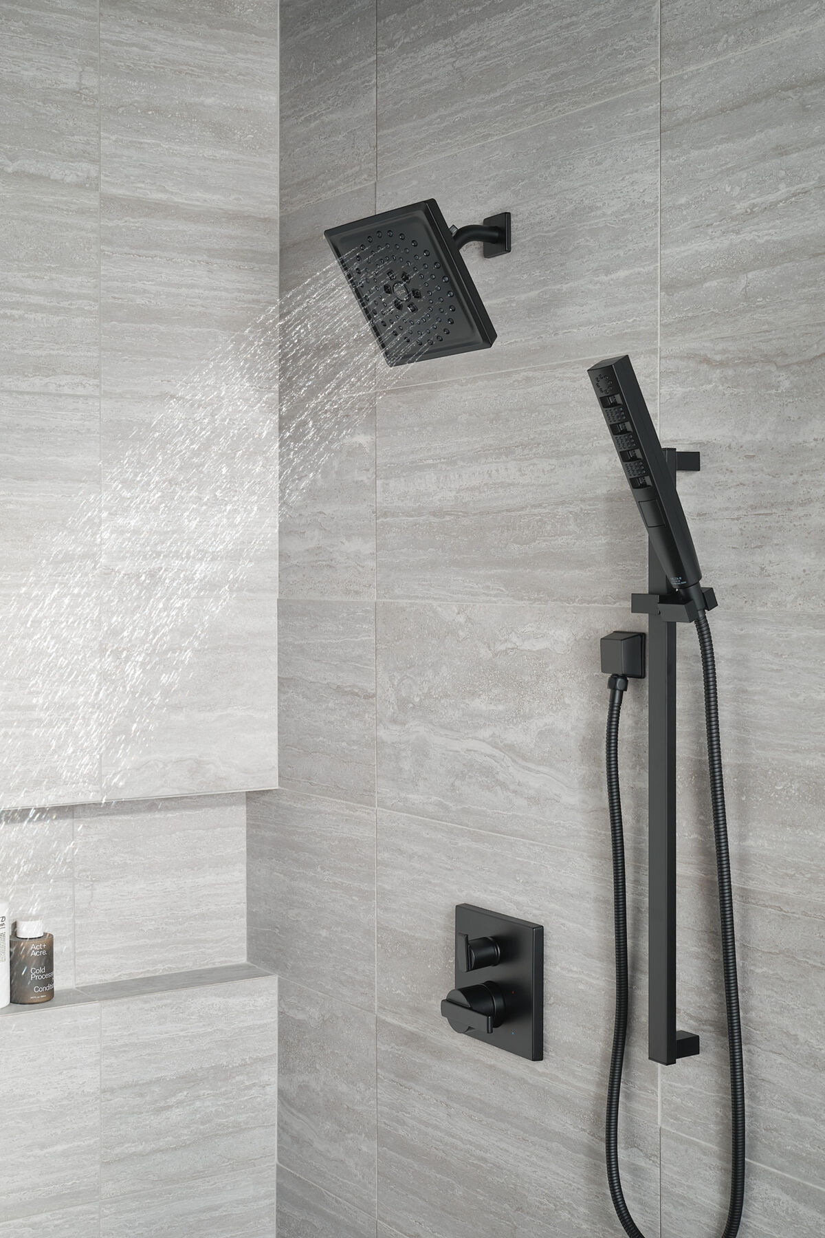 Angular Modern Monitor® 14 Series Valve Trim with 3-Setting Integrated Diverter, image 5
