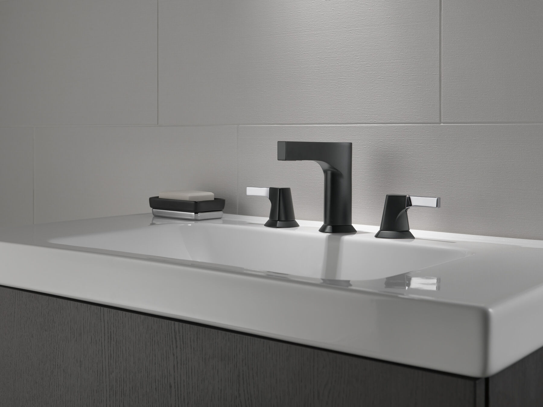 Two Handle Widespread Bathroom Faucet, image 2