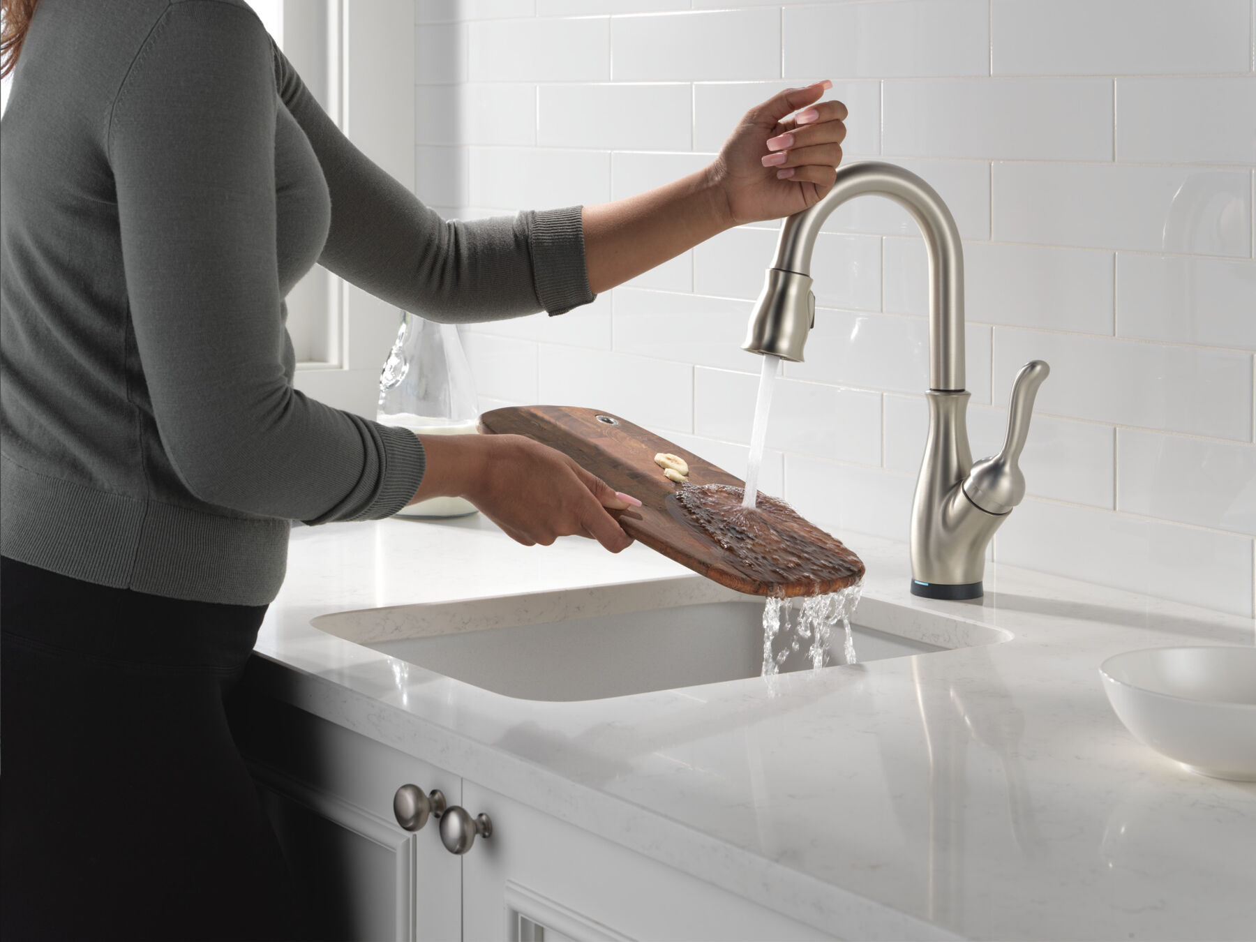 Touch2O® Bar / Prep Faucet with Touchless Technology, image 6