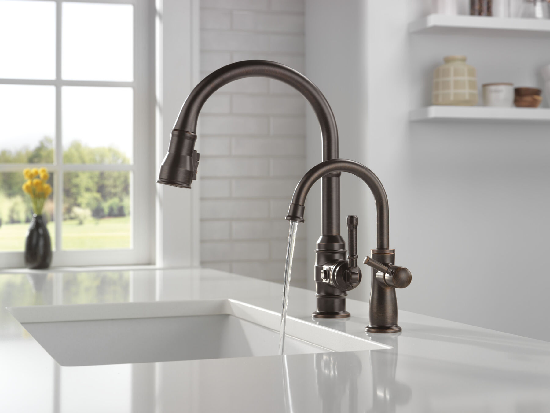 Single Handle Pull-Down Kitchen Faucet, image 2