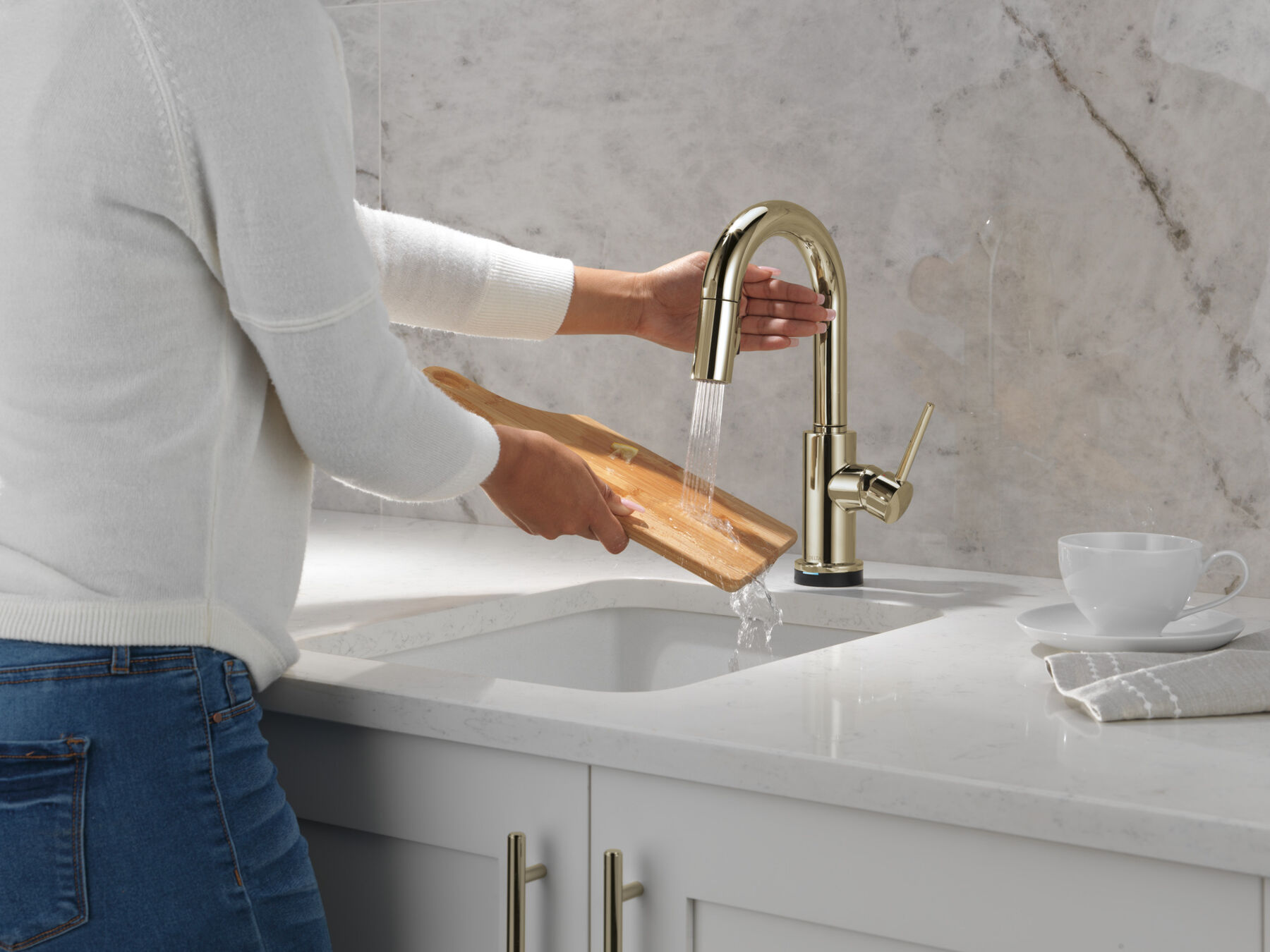 Touch2O&reg; Bar / Prep Faucet with Touchless Technology, image 6
