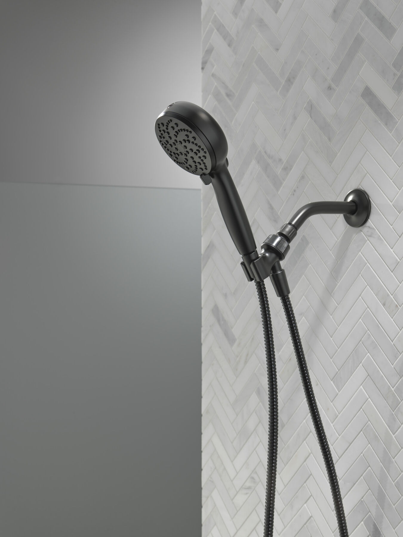 6-Setting Hand Shower with Cleaning Spray in Matte Black - 2.5 GPM, image 9