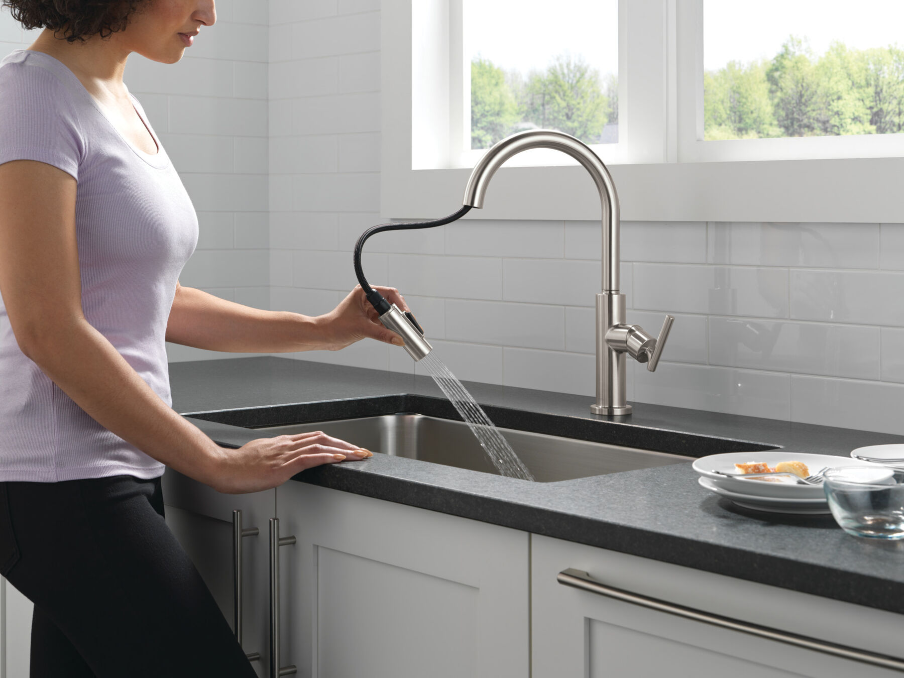 Single Handle Pull-Down Kitchen Faucet, image 3