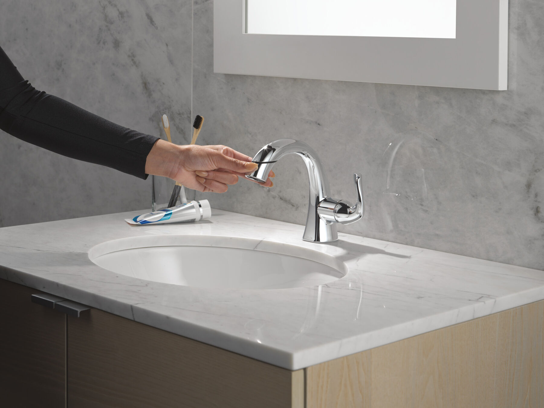 Single Handle Pull-Down Bathroom Faucet, image 8