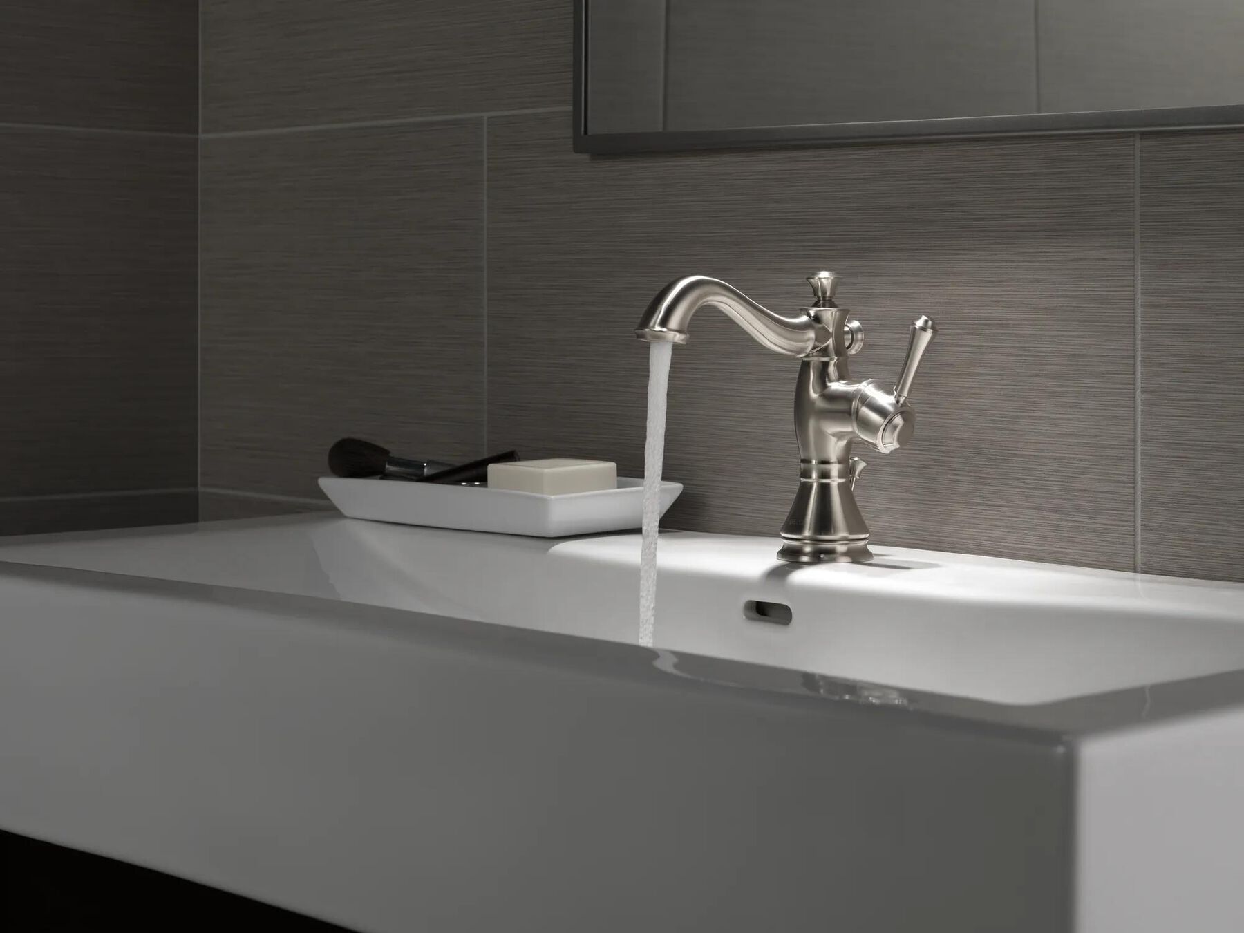 Single Handle Bathroom Faucet (Recertified)