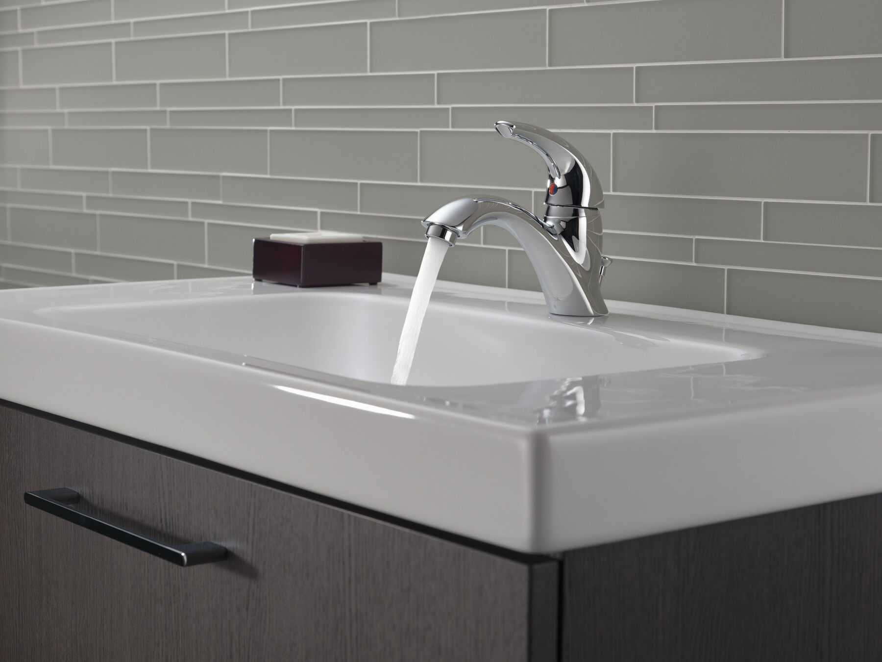 Single Handle Bathroom Faucet, image 4
