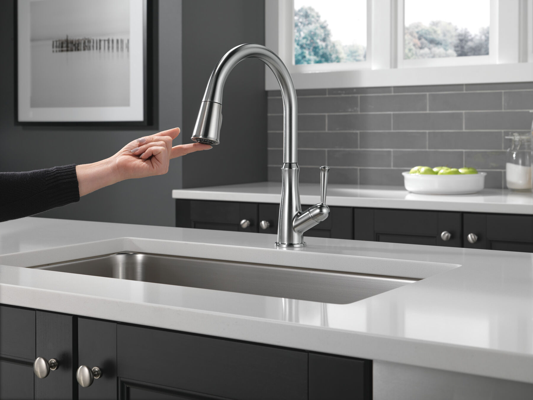 Single Handle Pull-Down Kitchen Faucet, image 8