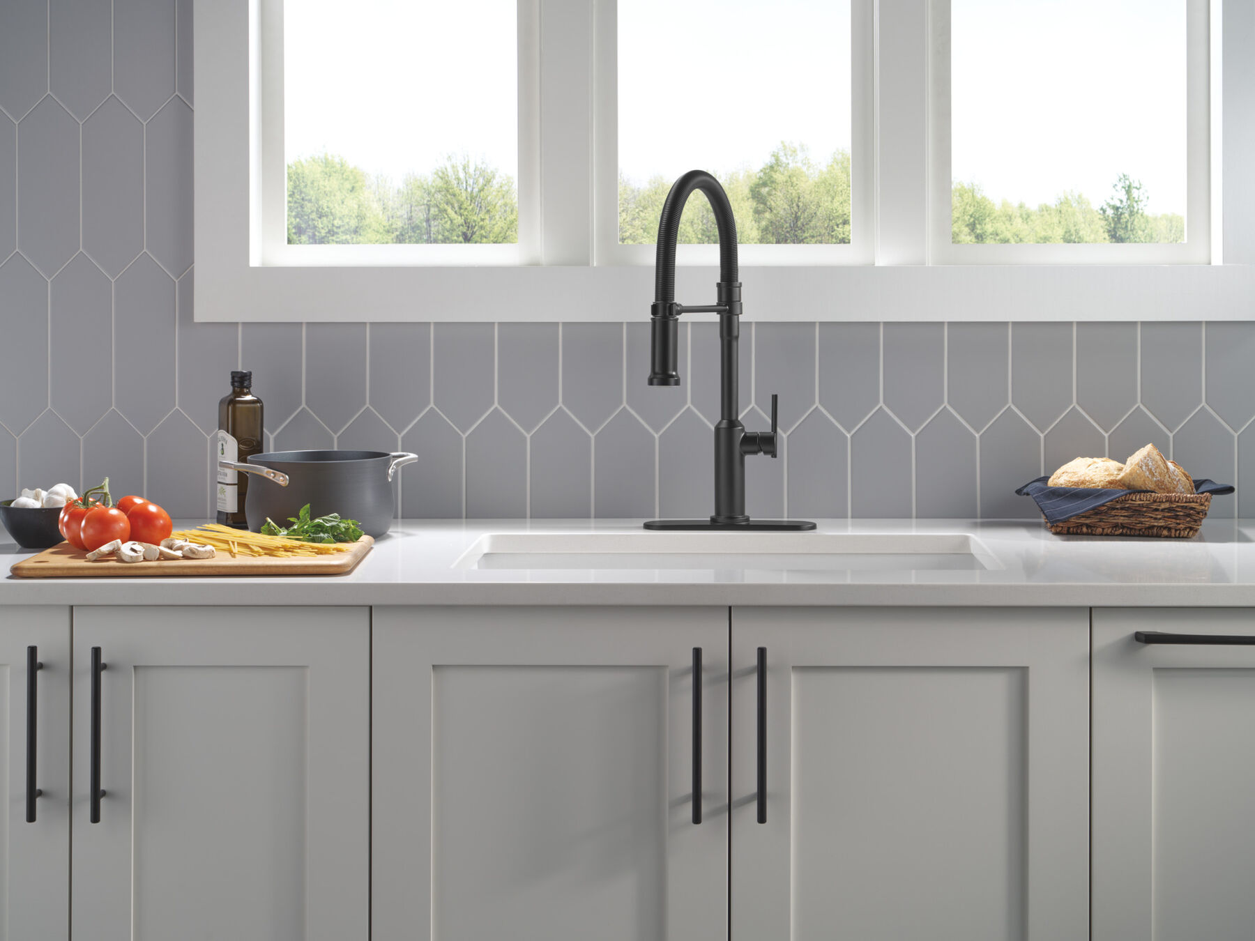 Single Handle Pull-Down Kitchen Faucet With Spring Spout, image 5