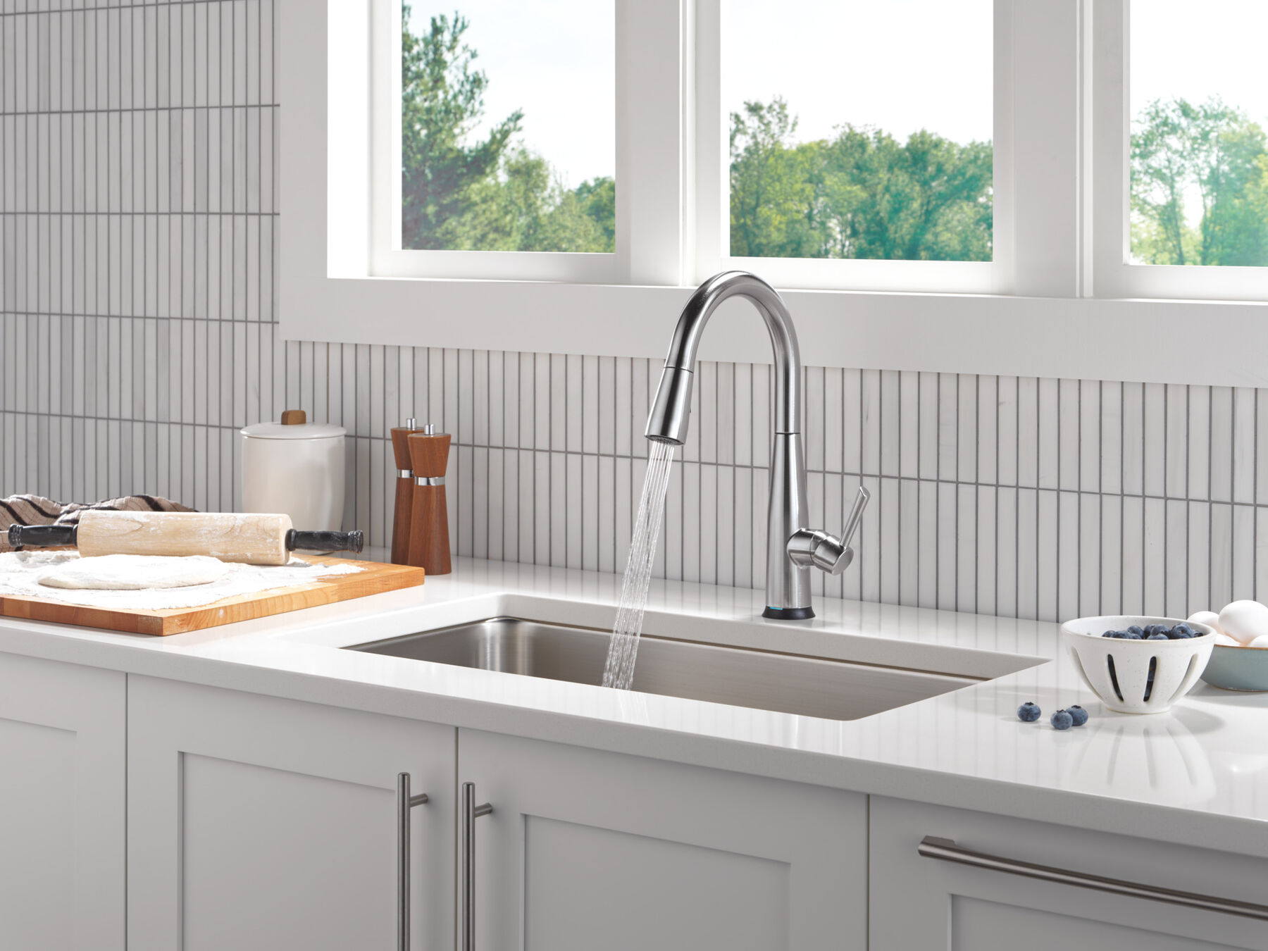 VoiceIQ® Single Handle Pull-Down Faucet with Touch<sub>2</sub>O® Technology, image 14