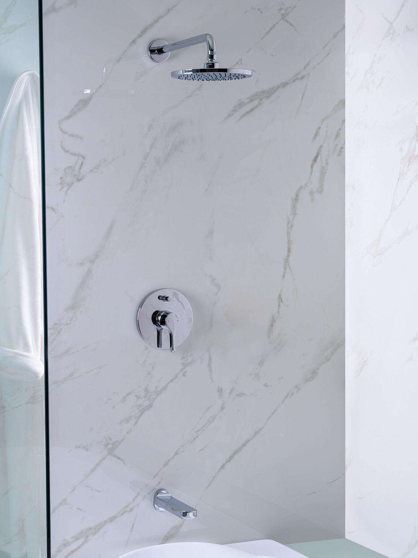 In-Wall Tub and Shower, image 1