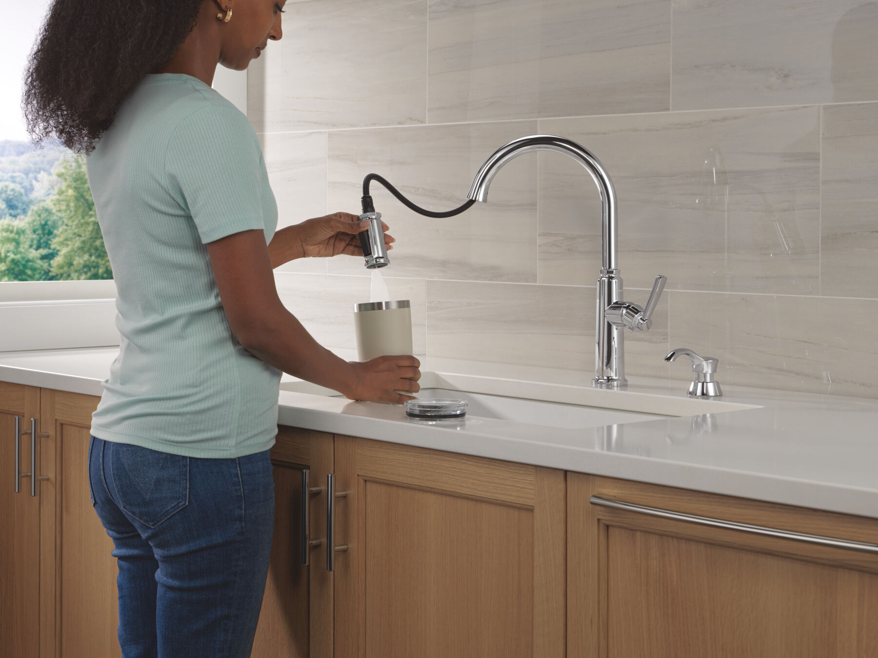Single Handle Kitchen Pull-Down Faucet w/ Soap Dispenser