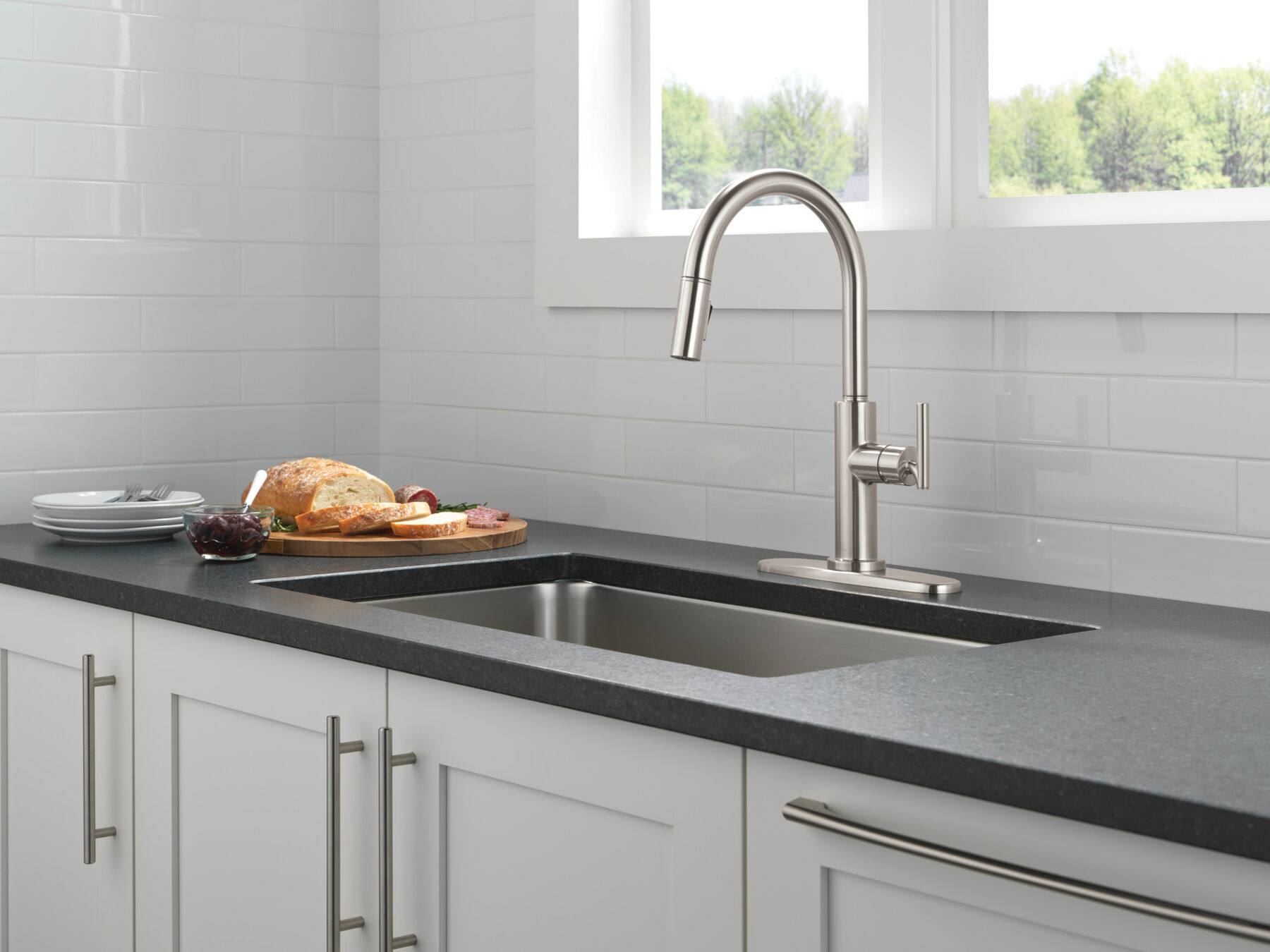 Single Handle Pull-Down Kitchen Faucet, image 2