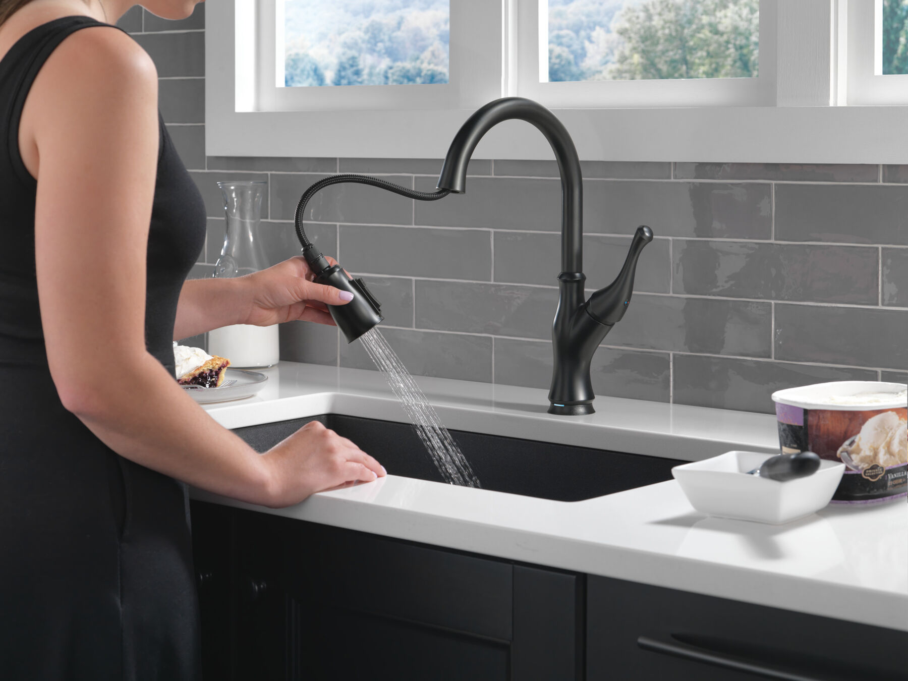 Single-Handle Pull-Down Kitchen Faucet with Touch<sub>2</sub>O&reg; Technology Technology
