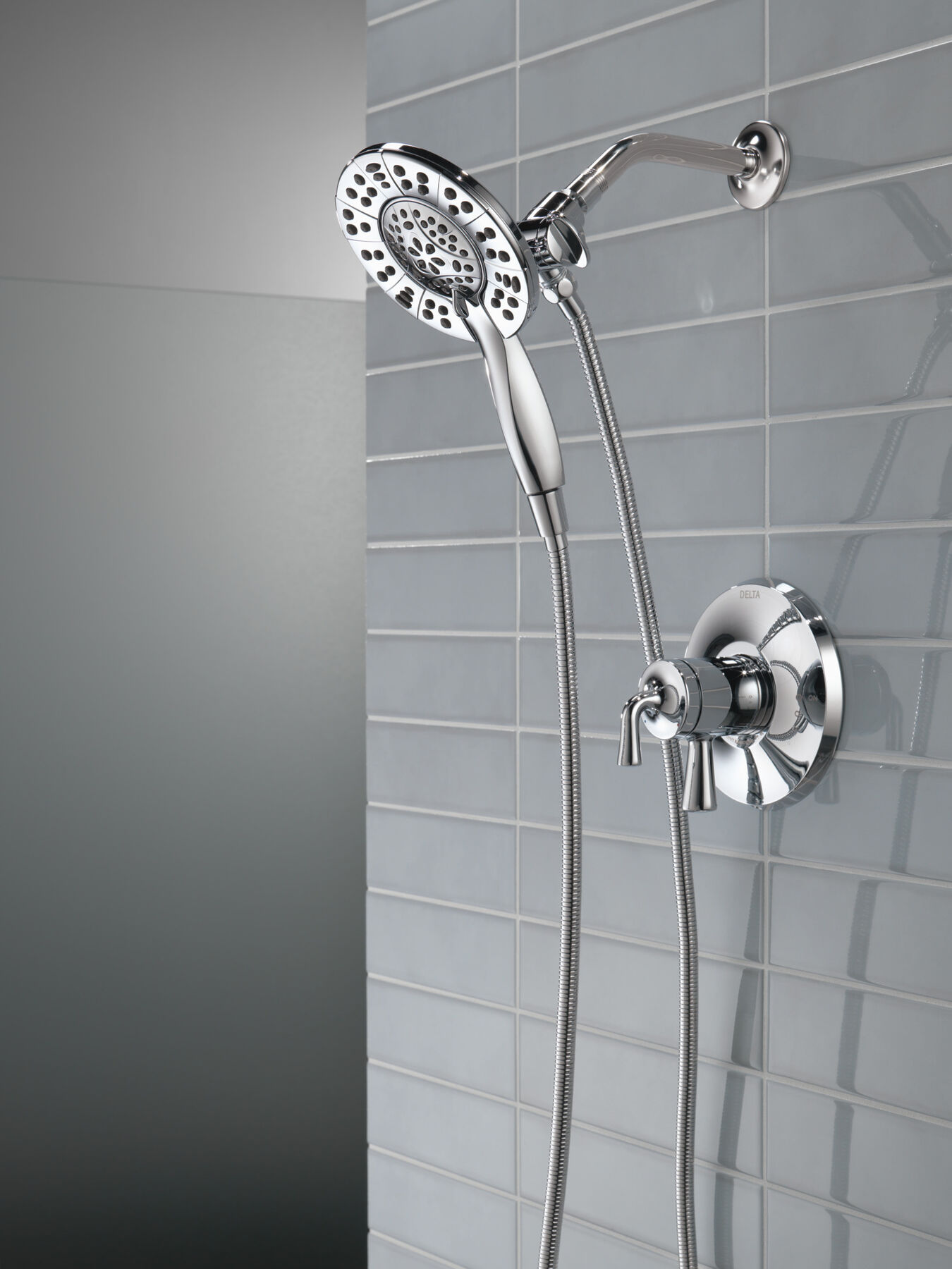 Monitor 17 Series Shower Trim