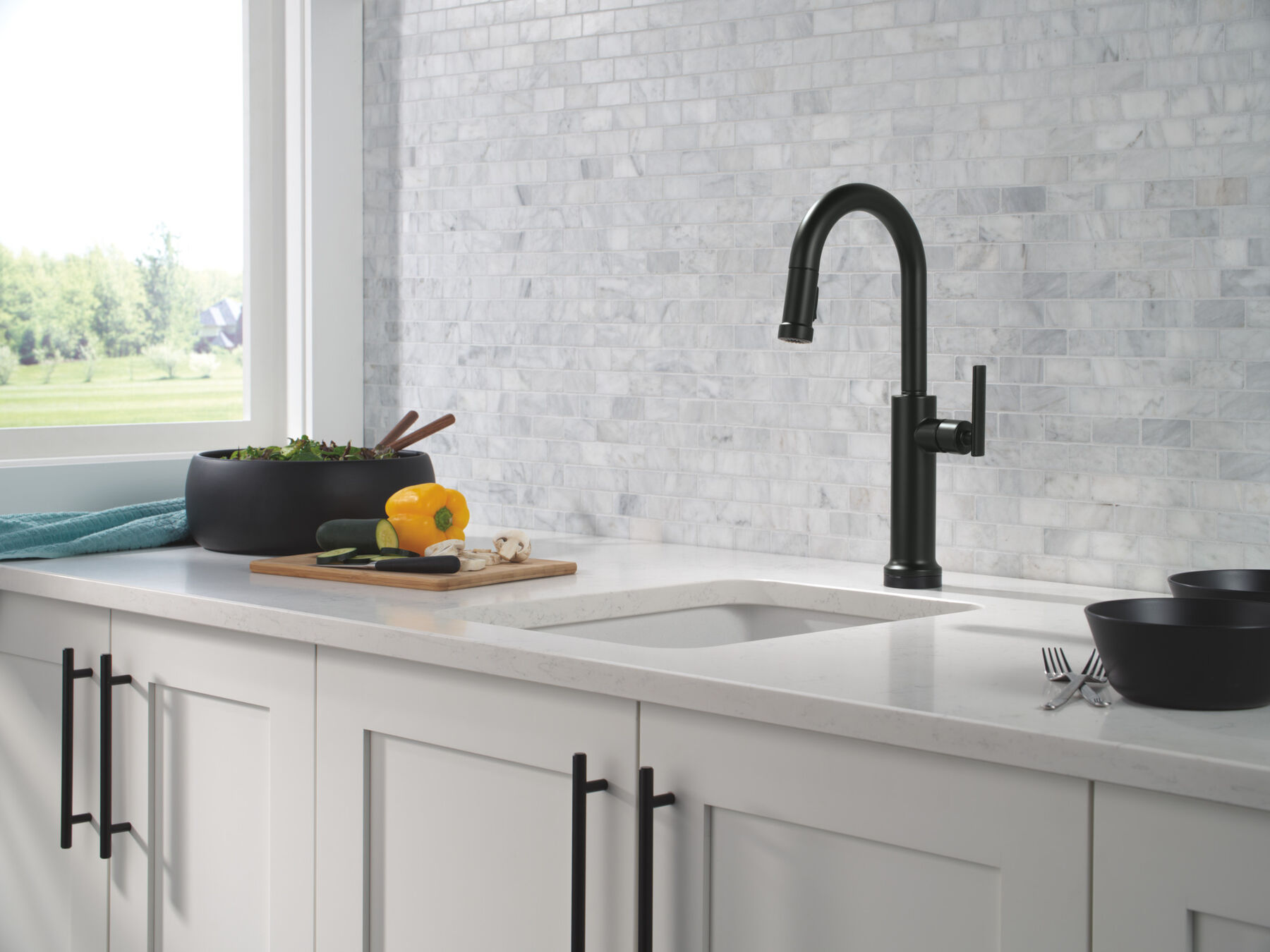 Touch2O&reg; Technology Bar / Prep Faucet with Touchless Technology