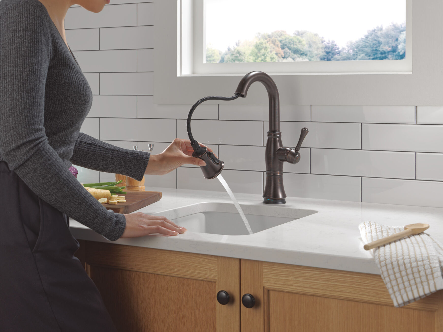 Touch2O® Bar / Prep Faucet with Touchless Technology, image 3