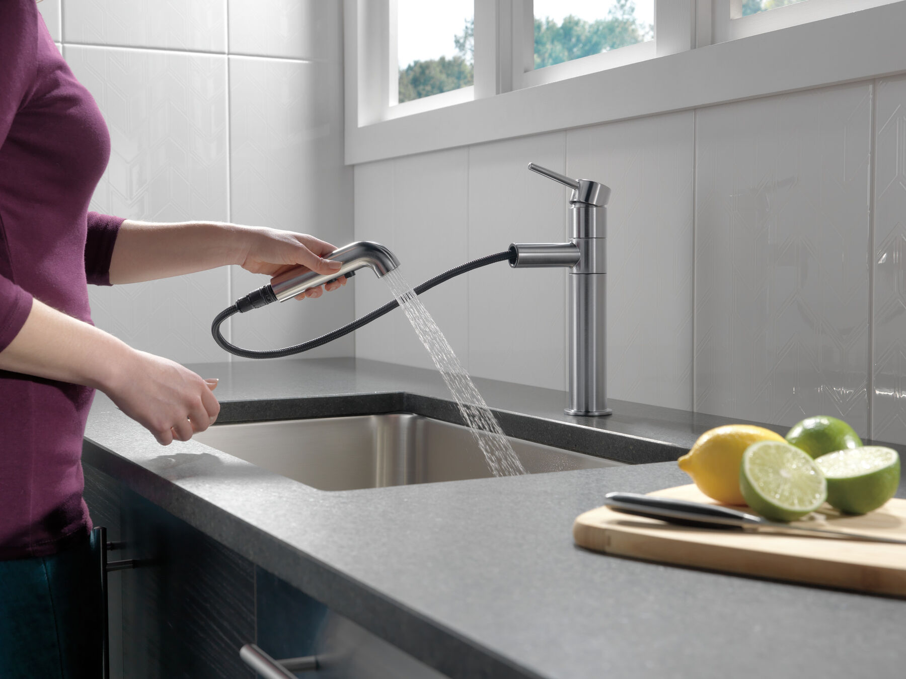 Single Handle Pull-Out Kitchen Faucet, image 5