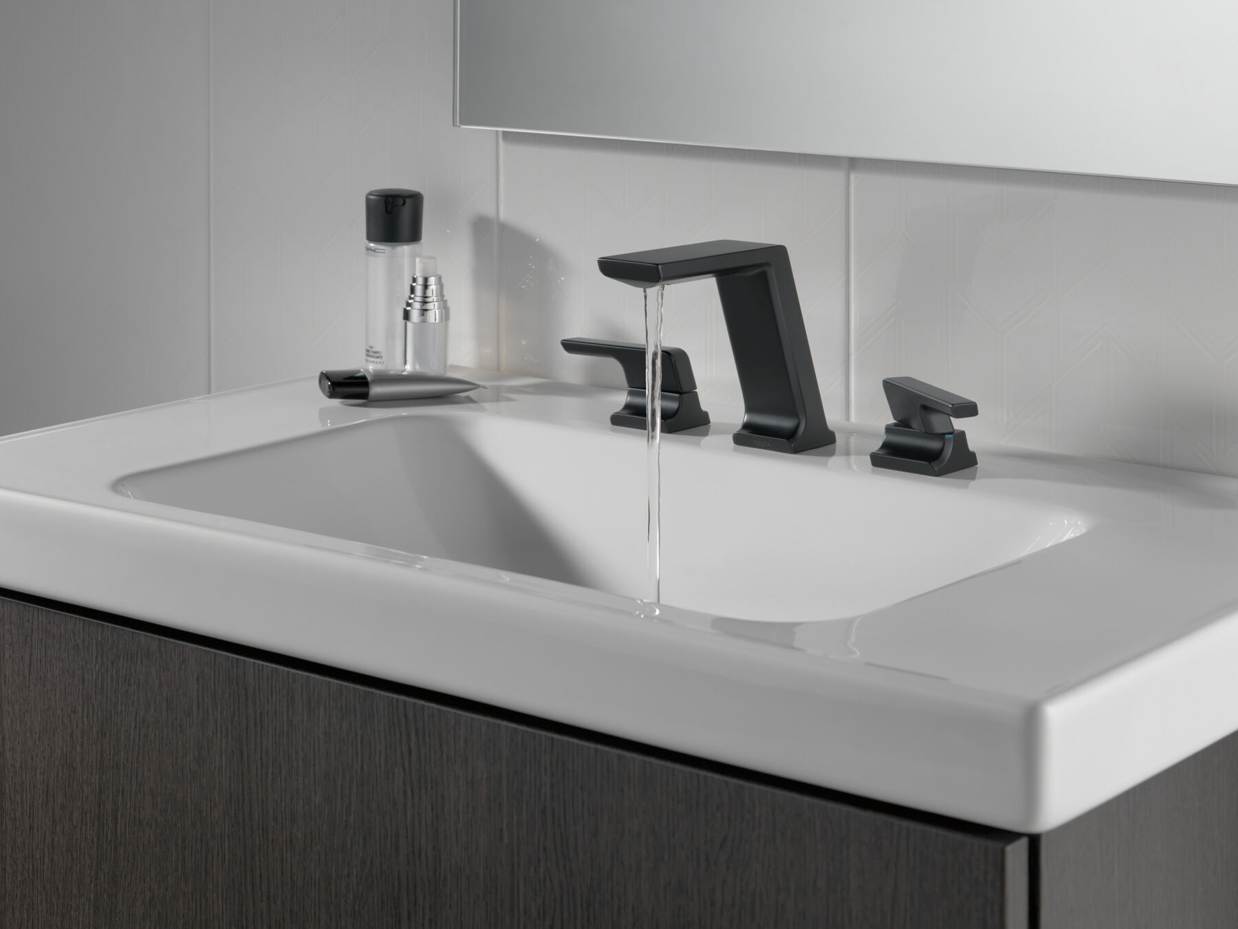 Two Handle Widespread Bathroom Faucet (Recertified), image 4