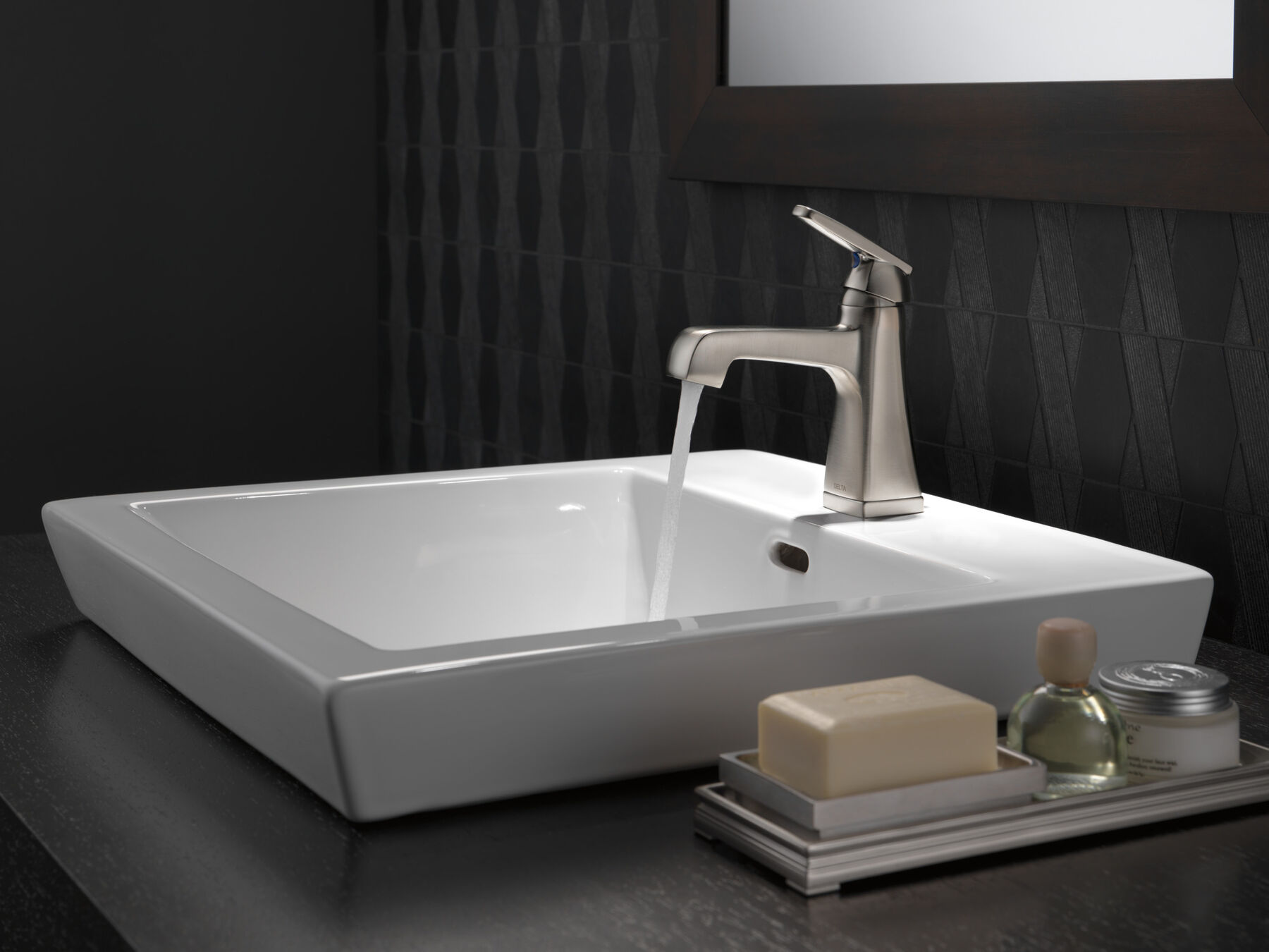 Single-Hole Bathroom Faucet 1L (Recertified), image 4