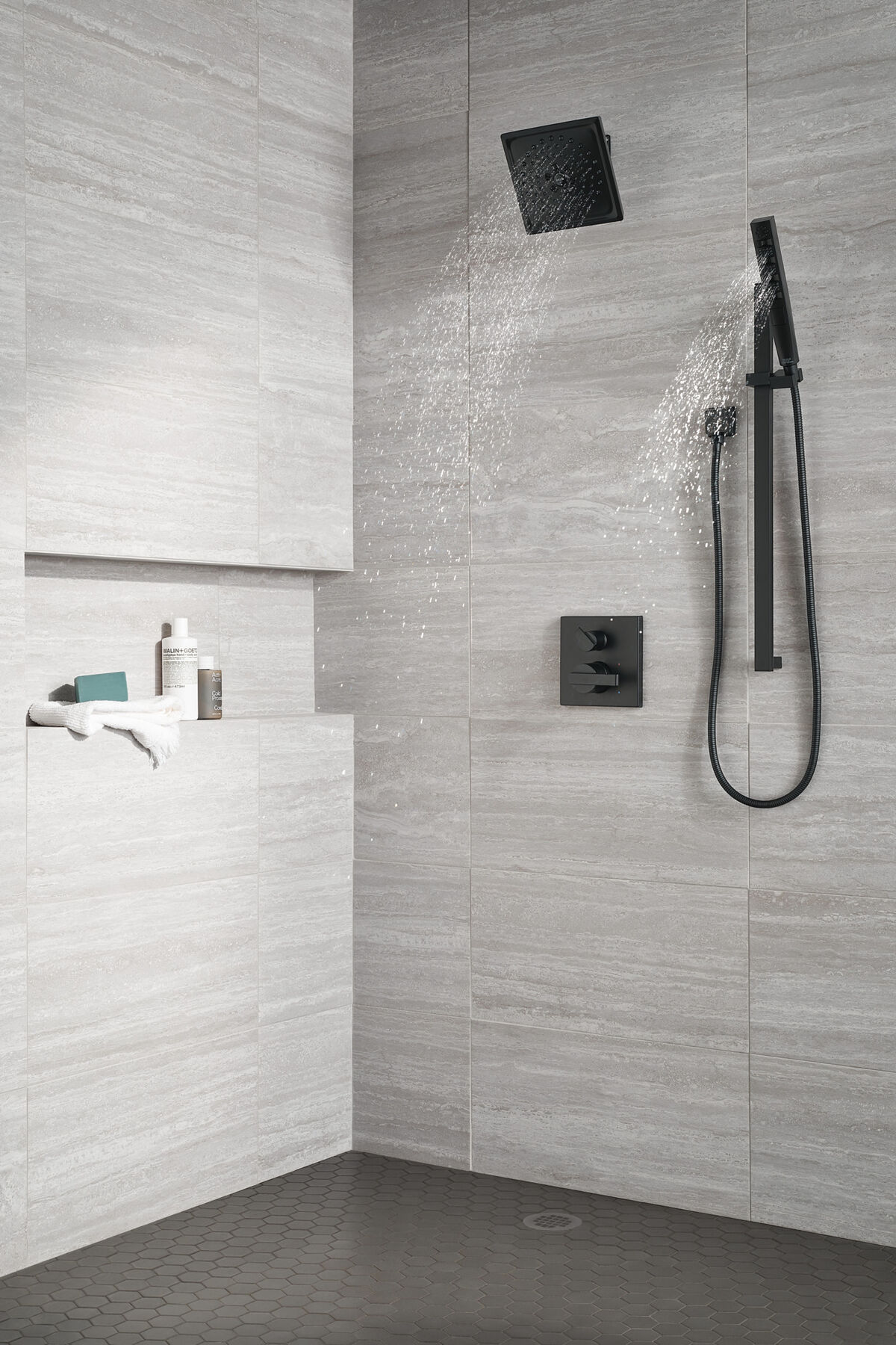 Angular Modern Monitor® 14 Series Valve Trim with 3-Setting Integrated Diverter, image 10