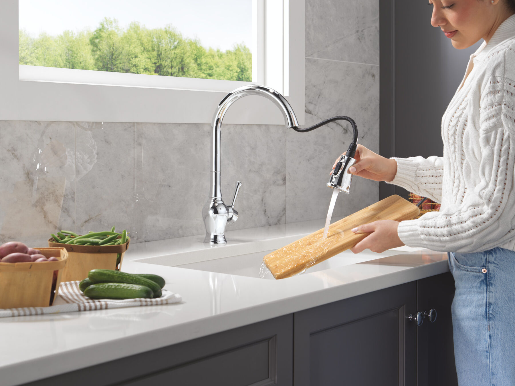 Single Handle Pull-Down Kitchen Faucet, image 5