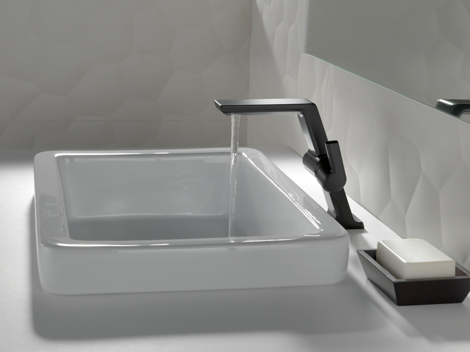 Single-Hole Bathroom Faucet 1L (Recertified), image 3