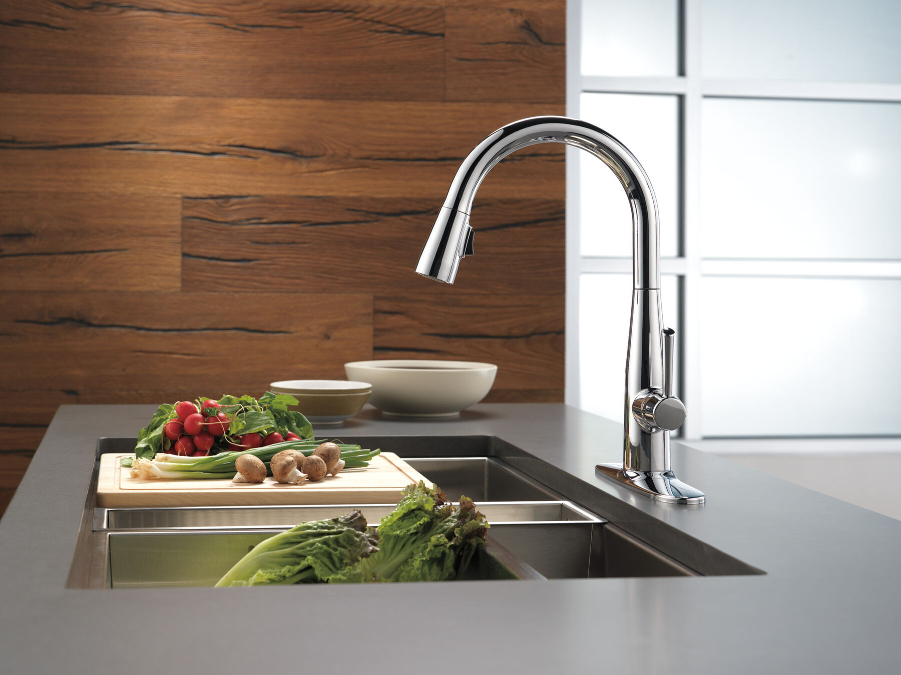 Single Handle Pull-Down Kitchen Faucet, image 4