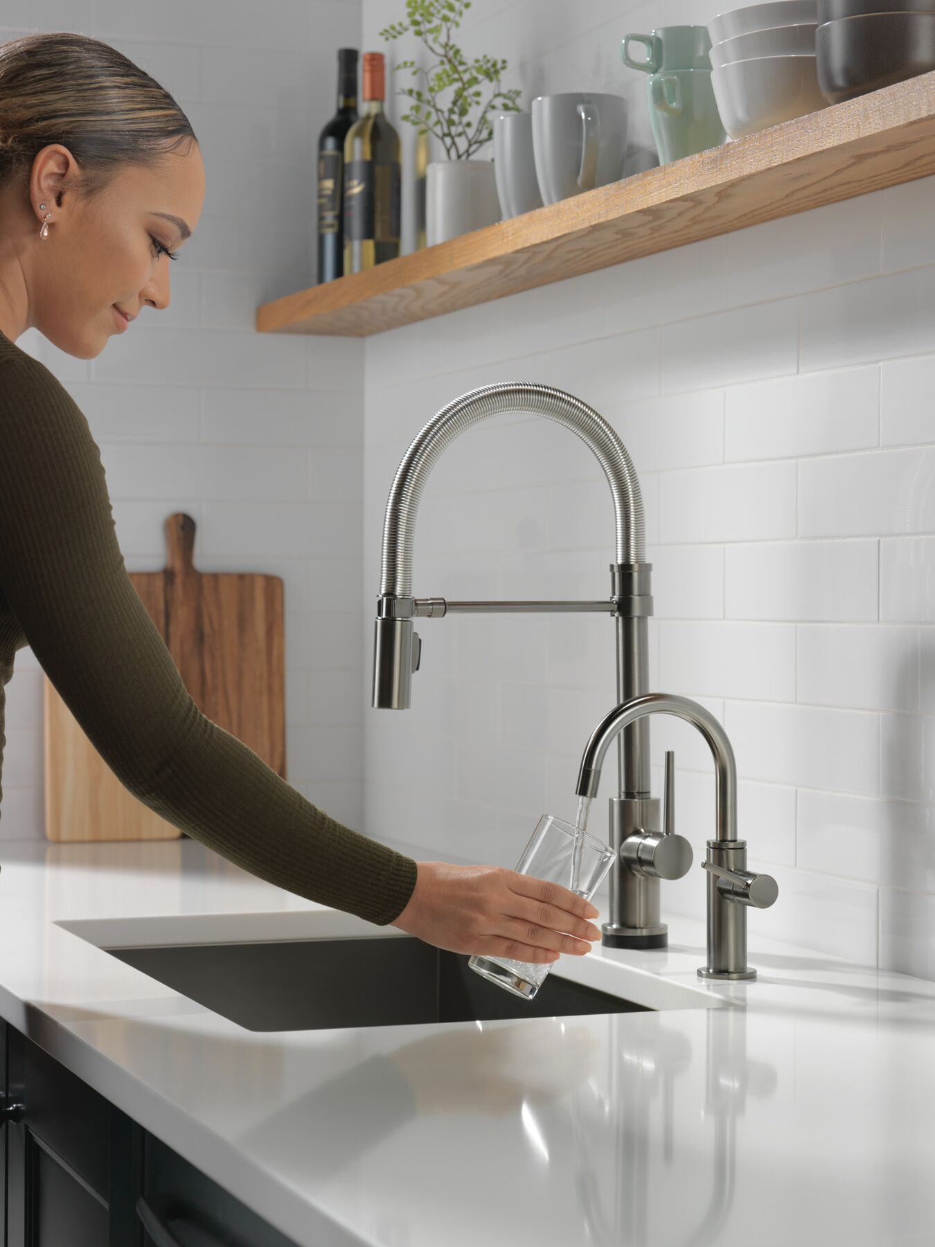Contemporary Round Beverage Faucet, image 2