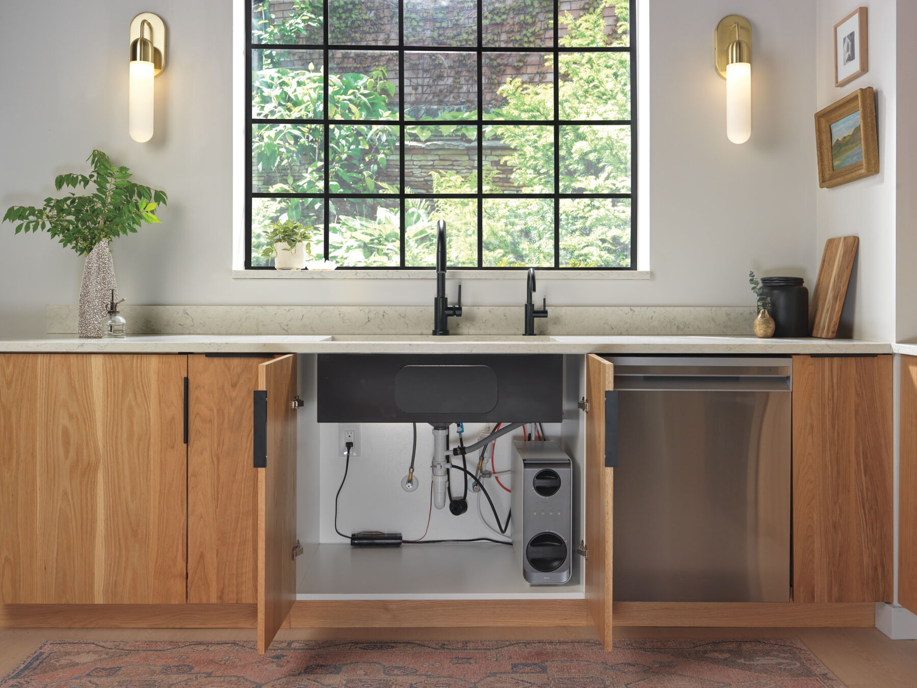 Touch<sub>2</sub>O® Technology Kitchen Faucet with Touchless Technology, image 50