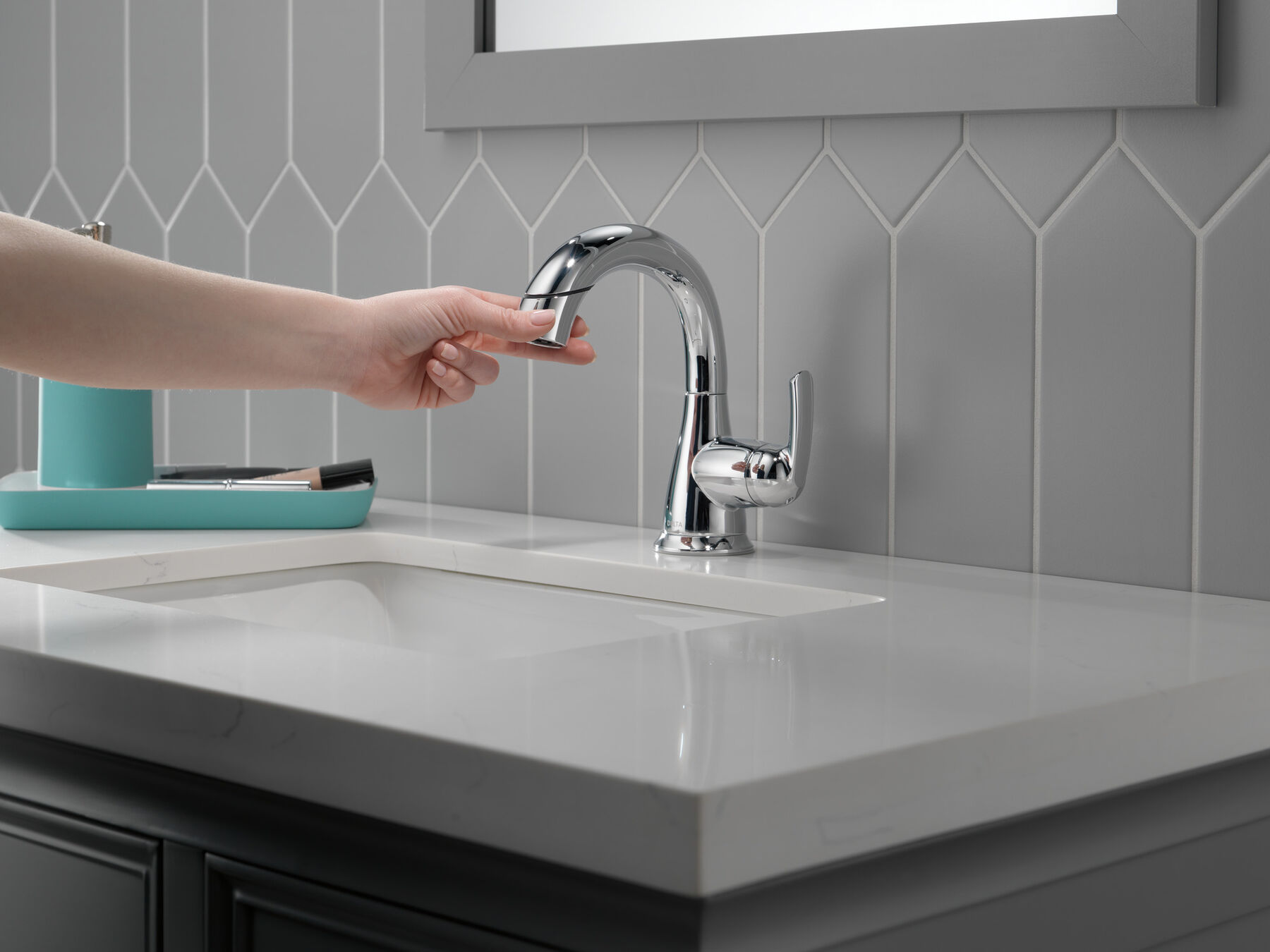 Single Handle Pull-Down Bathroom Faucet, image 8