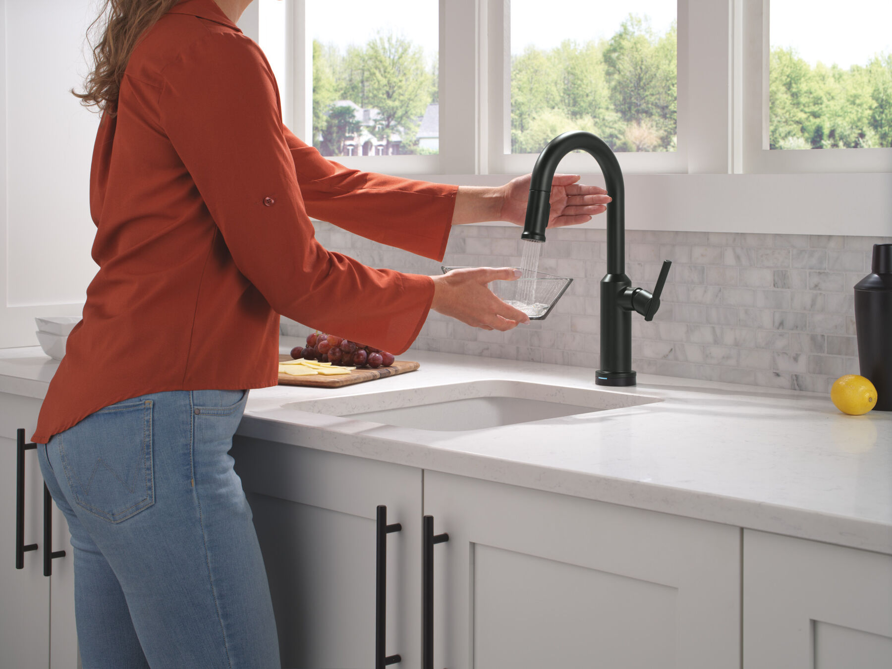 Touch2O&reg; Bar / Prep Faucet with Touchless Technology, image 5