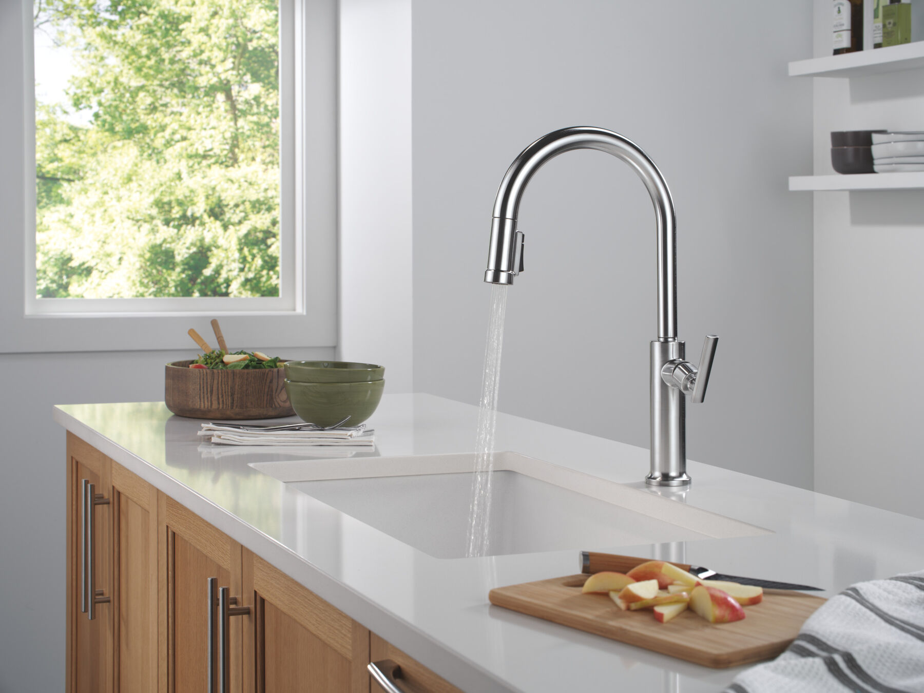 Single Handle Pull-Down Kitchen Faucet