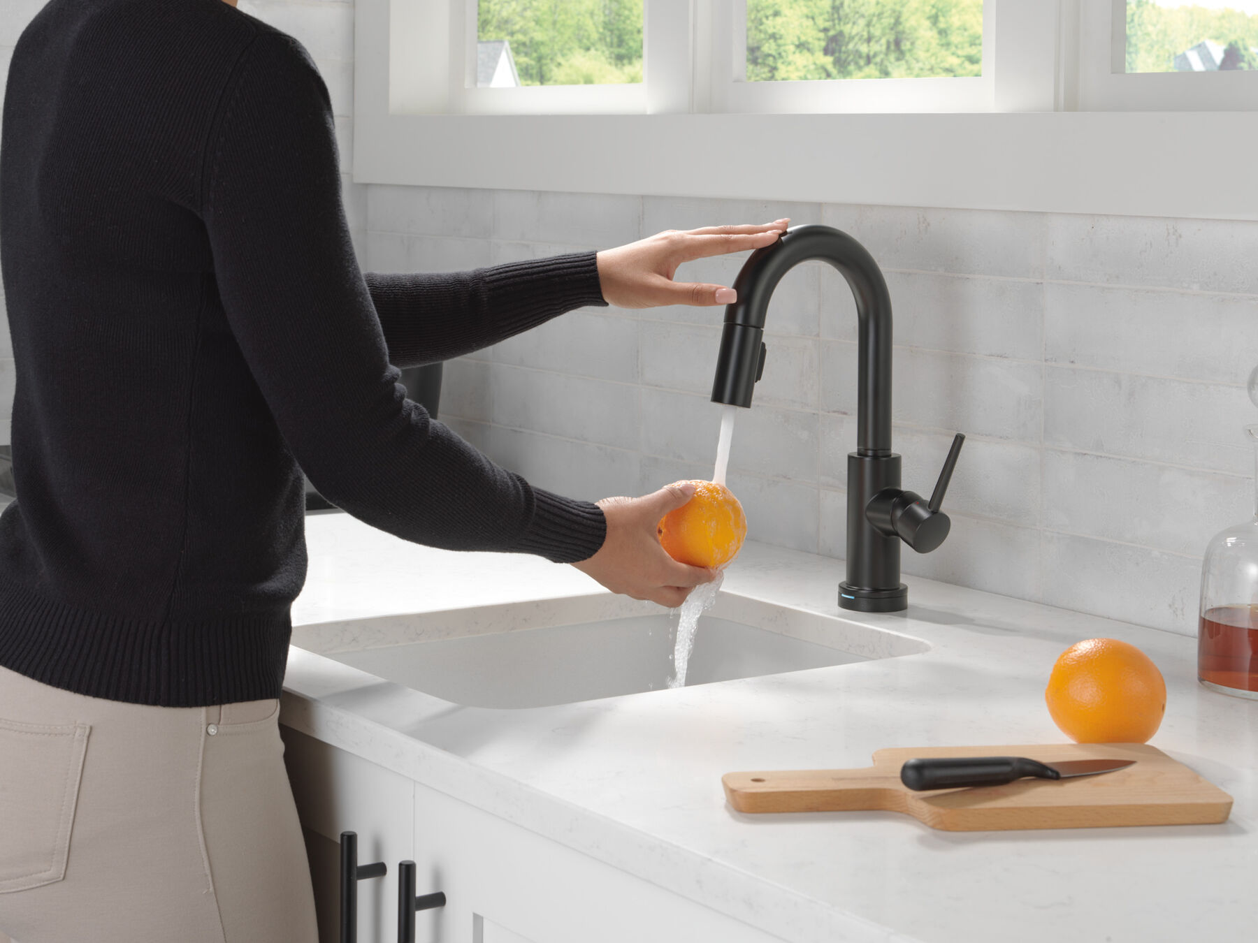 Touch2O® Bar / Prep Faucet with Touchless Technology, image 4