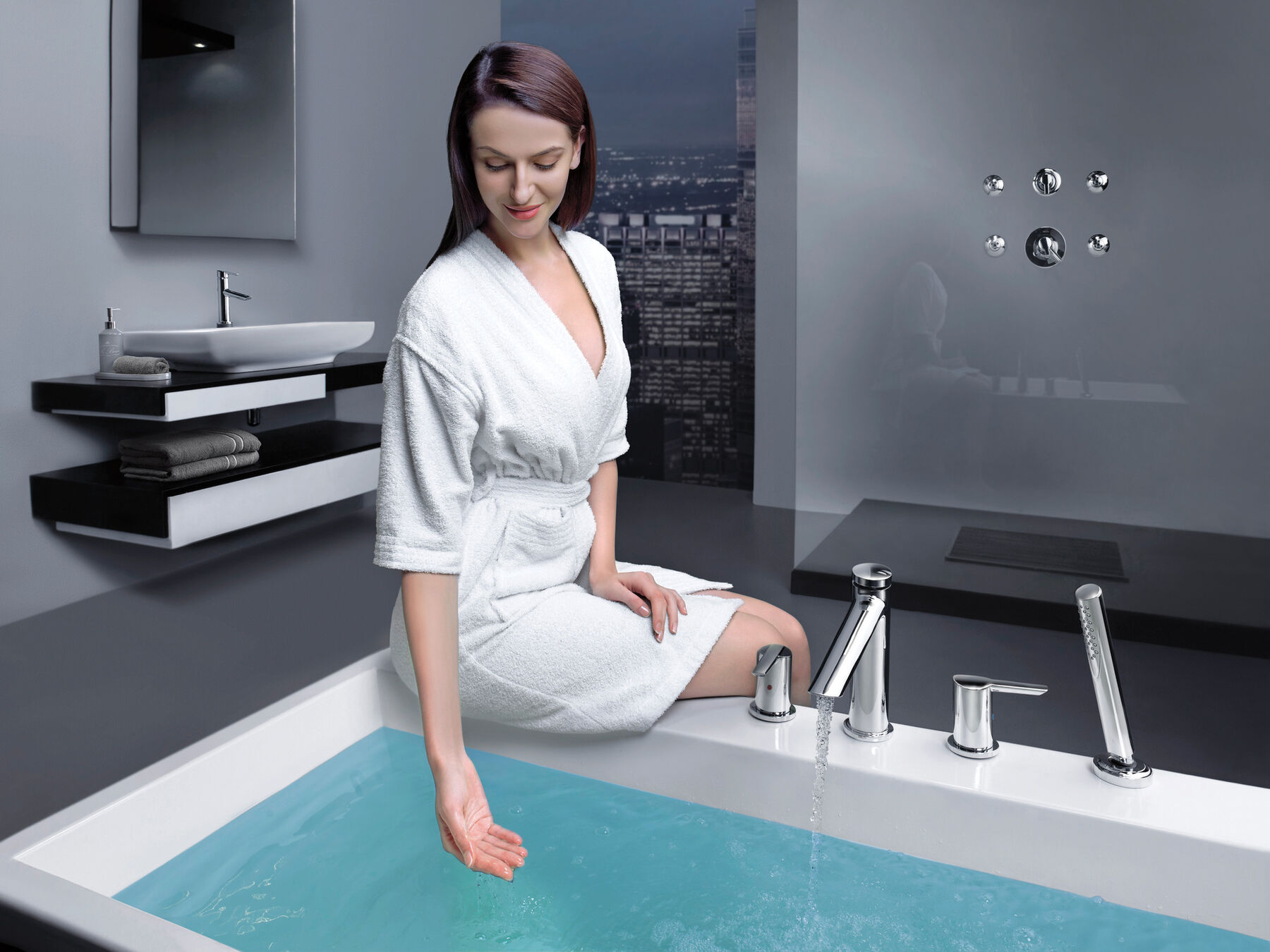 Single Handle Bathroom Faucet with Touch<sub>2</sub>O.xt® Technology, image 14