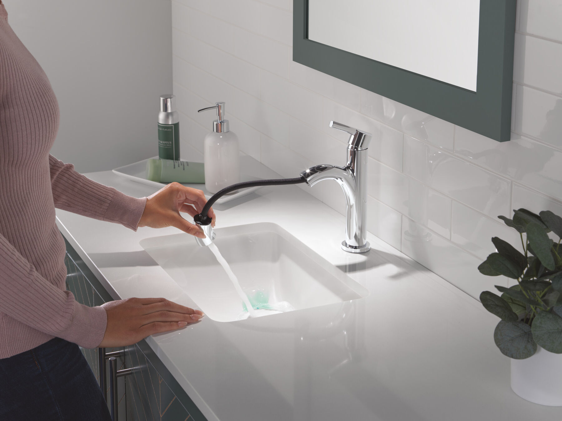 Single Handle Pull-Down Bathroom Faucet, image 8