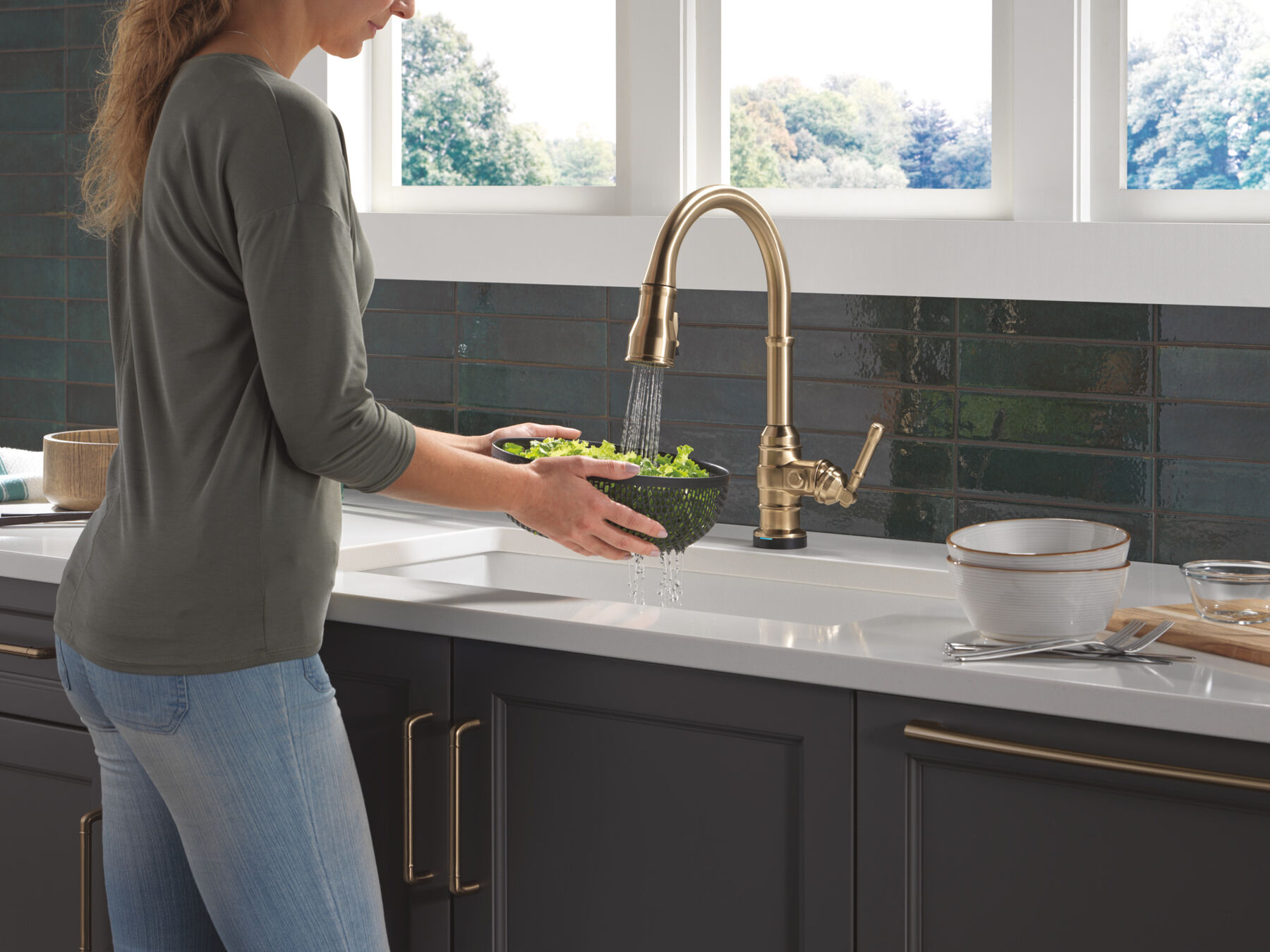 Touch<sub>2</sub>O® Technology Kitchen Faucet with Touchless Technology, image 5