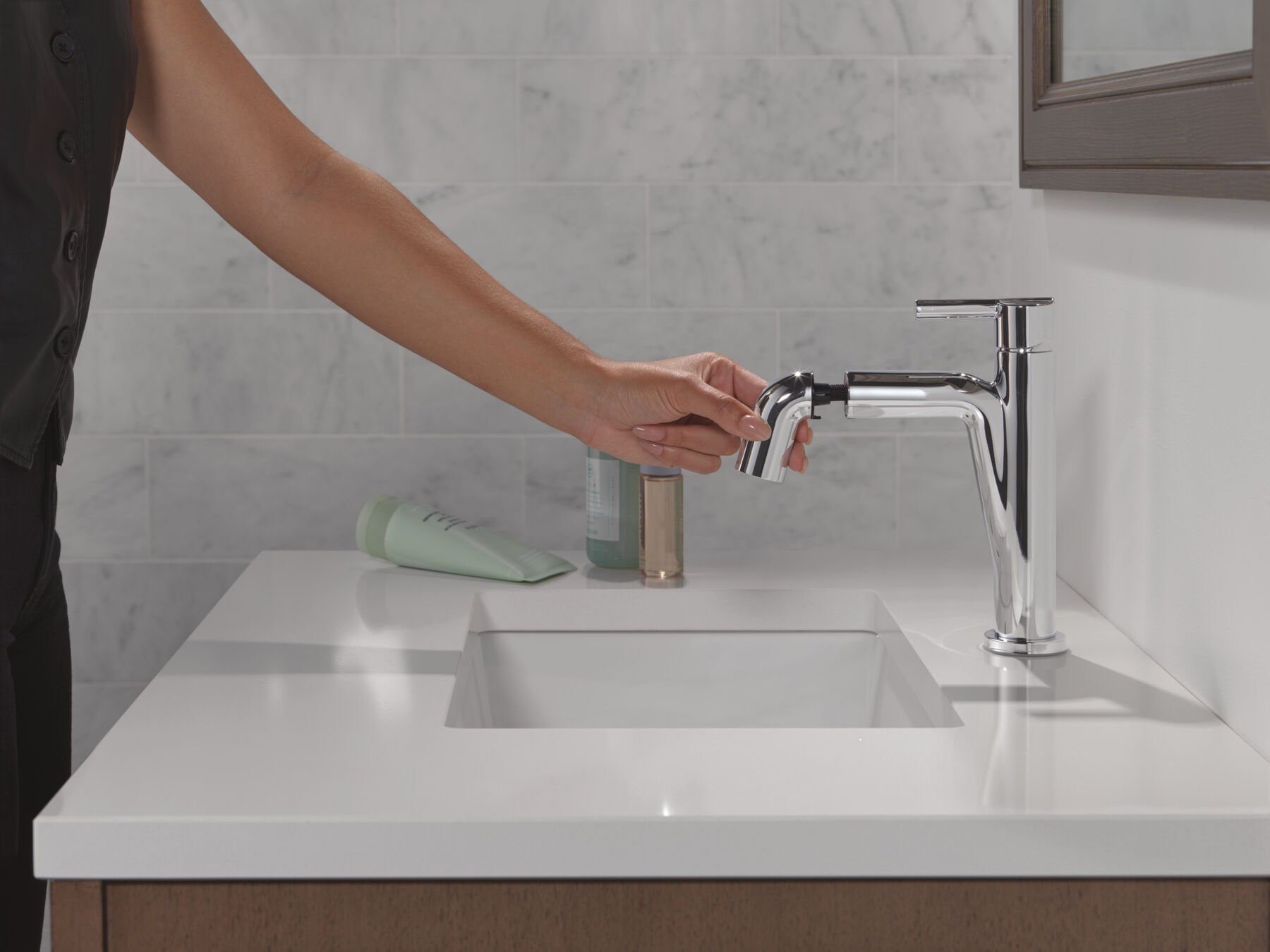 Single Handle Pull-Down Bathroom Faucet, image 6