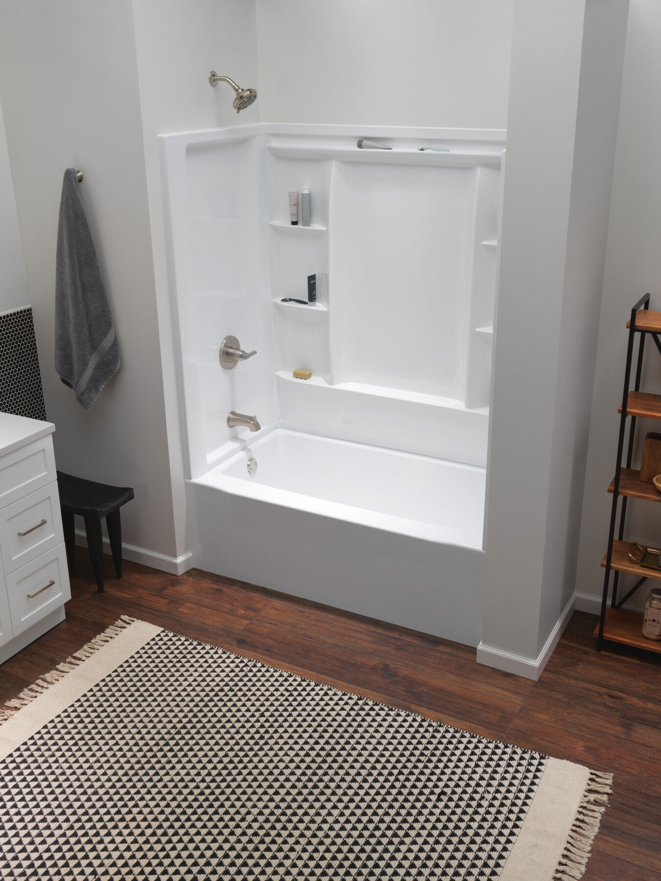 EverEdge Bathtub 60"x32" Left Drain, image 1