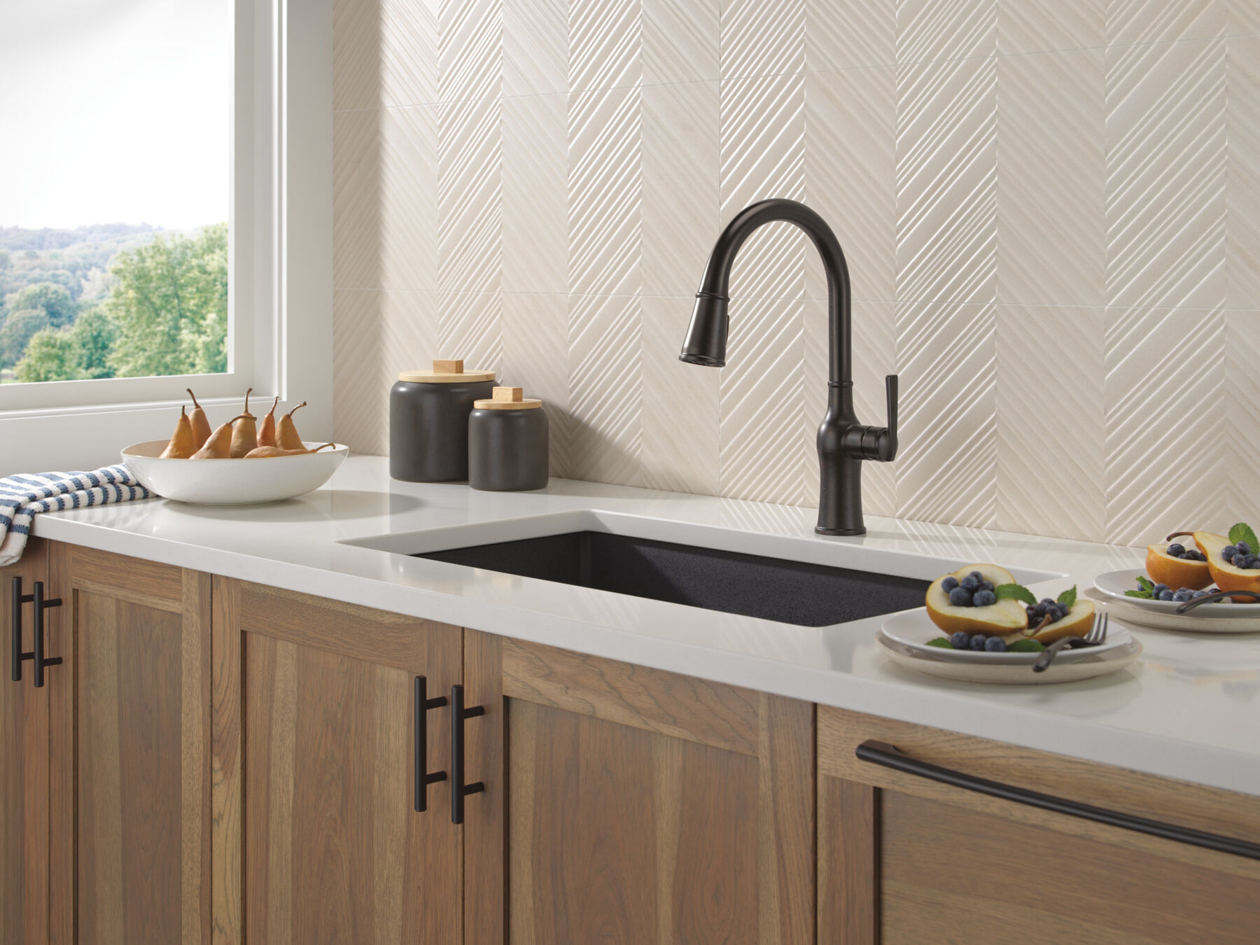 Single Handle Pull-Down Kitchen Faucet, image 9