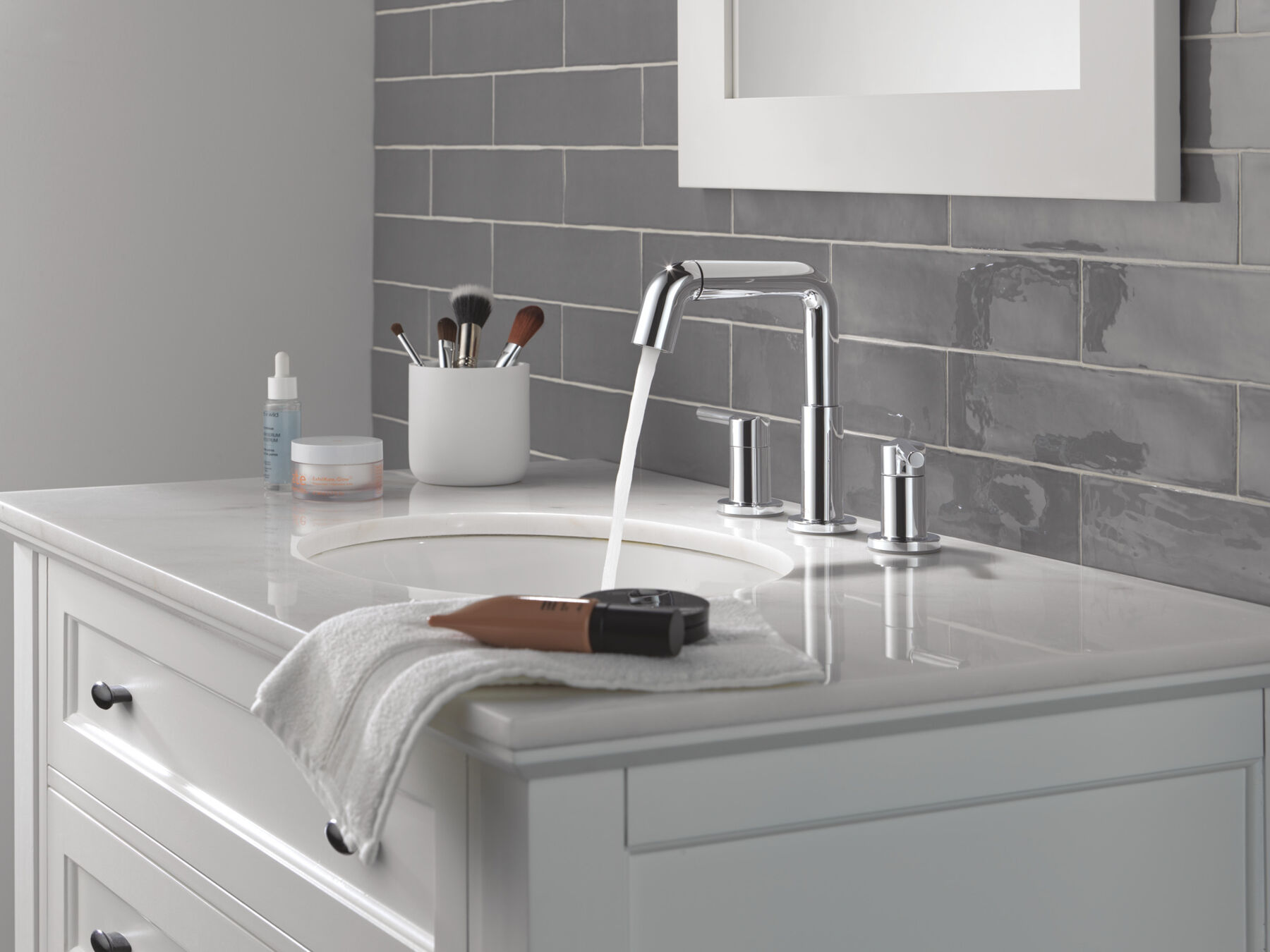 Two Handle Widespread Pull-Down Bathroom Faucet, image 9