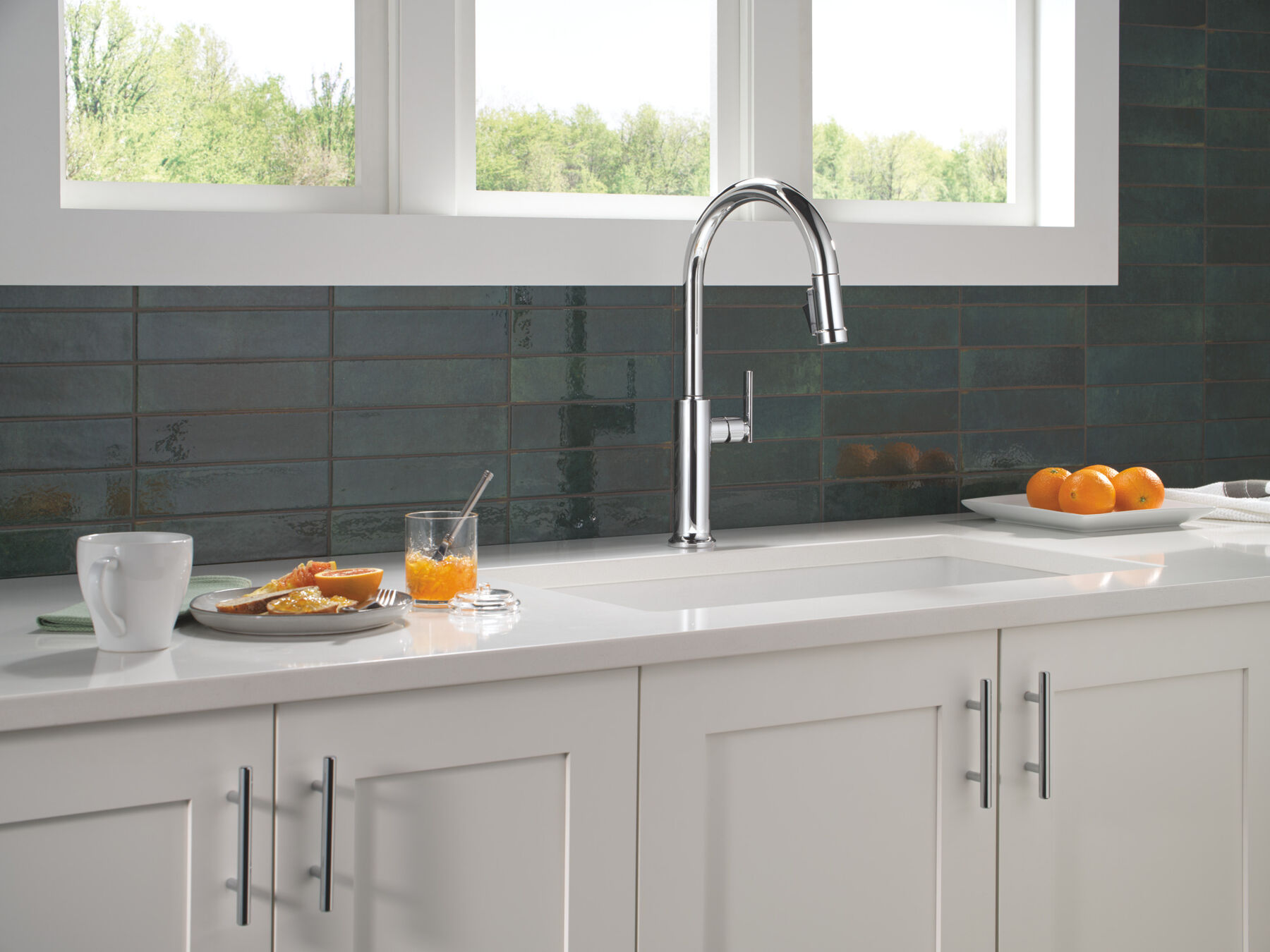 Single Handle Pull-Down Kitchen Faucet