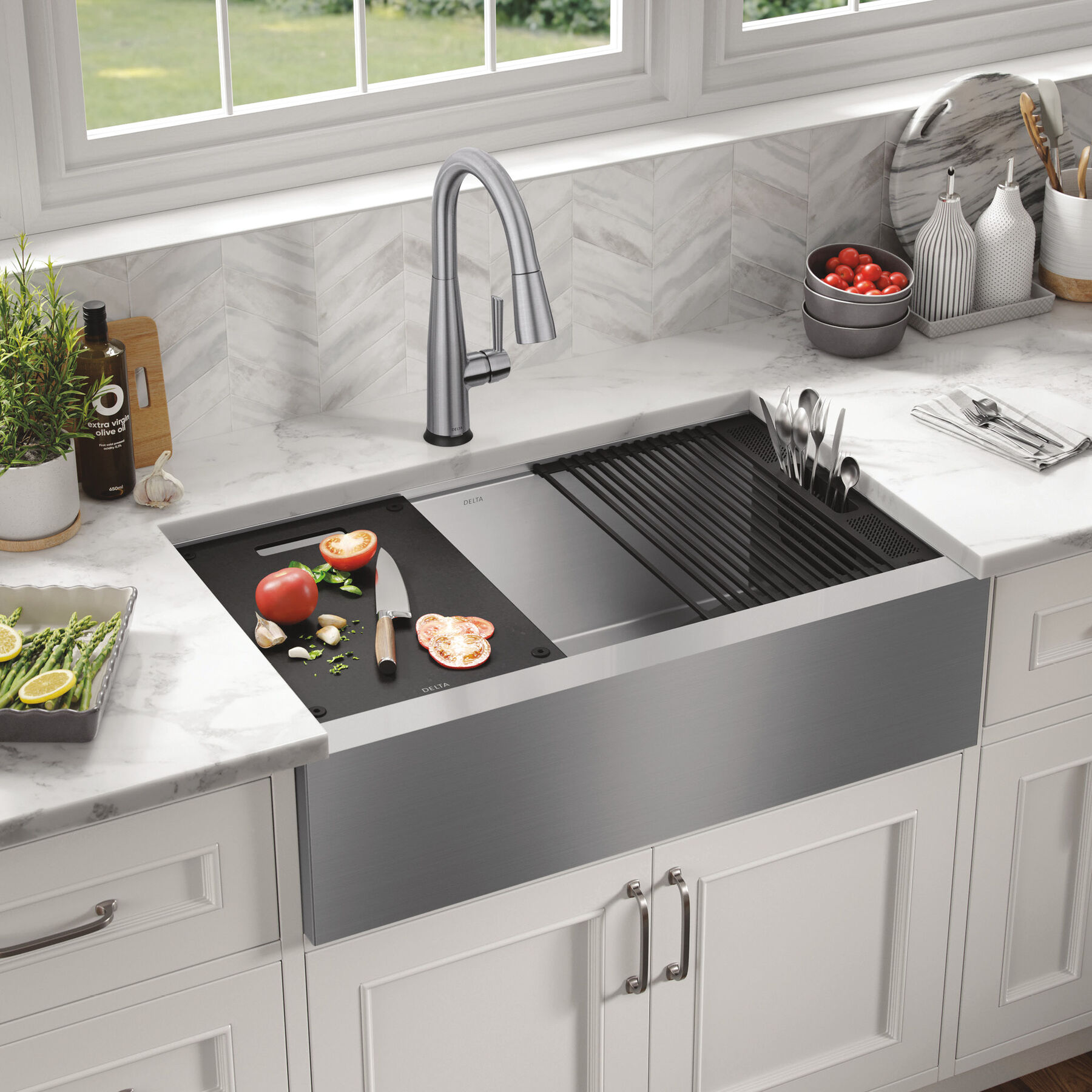 33” Workstation Undermount Single Bowl 16 Gauge Stainless Steel Farmhouse Apron Front Kitchen Sink with WorkFlow™ Ledge and Accessories, image 15