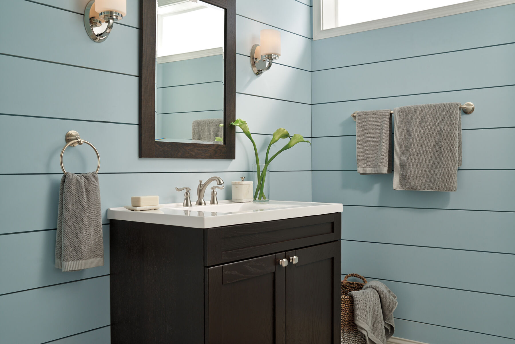 24" Towel Bar (Recertified), image 1