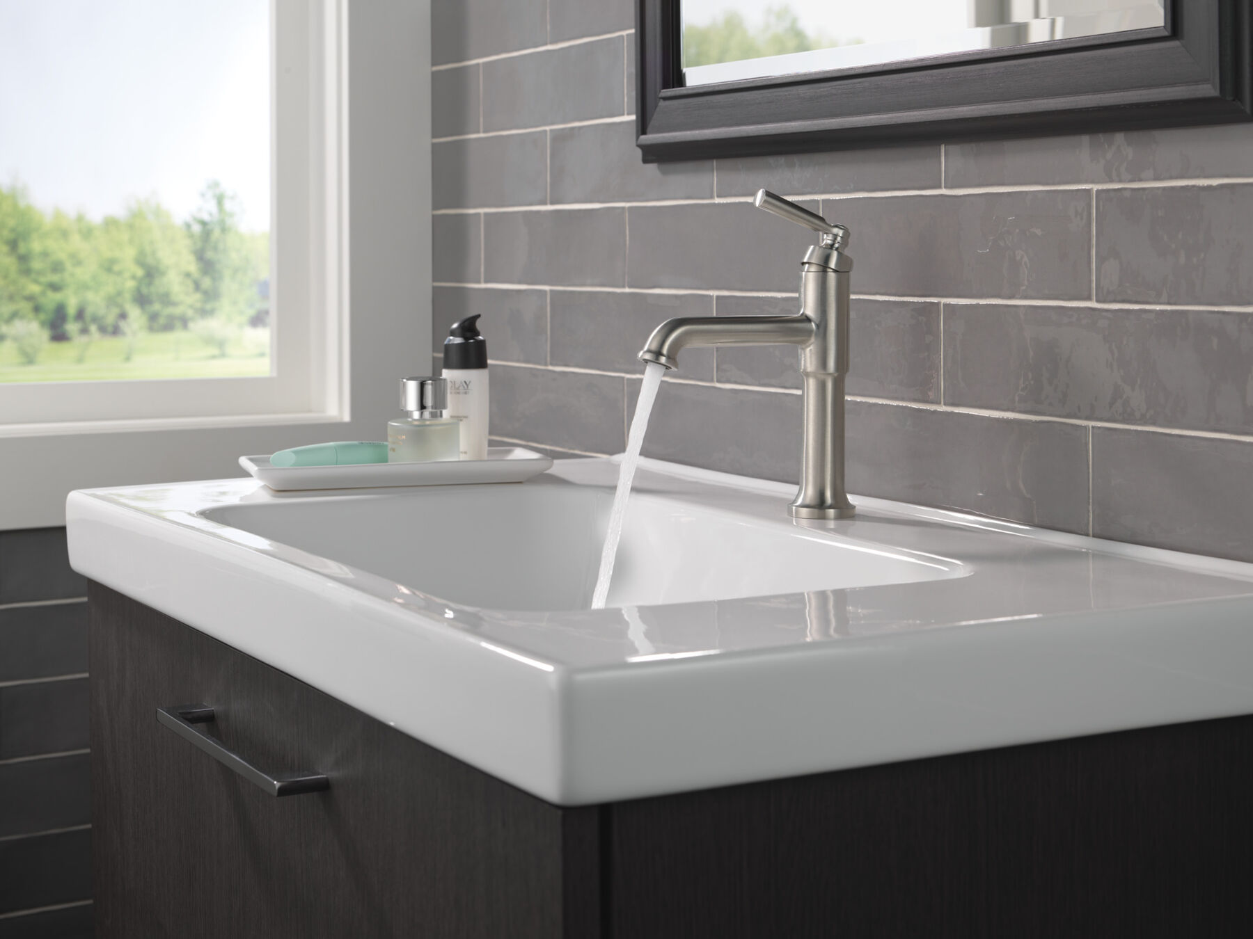 Single Handle Bathroom Faucet (Recertified)
