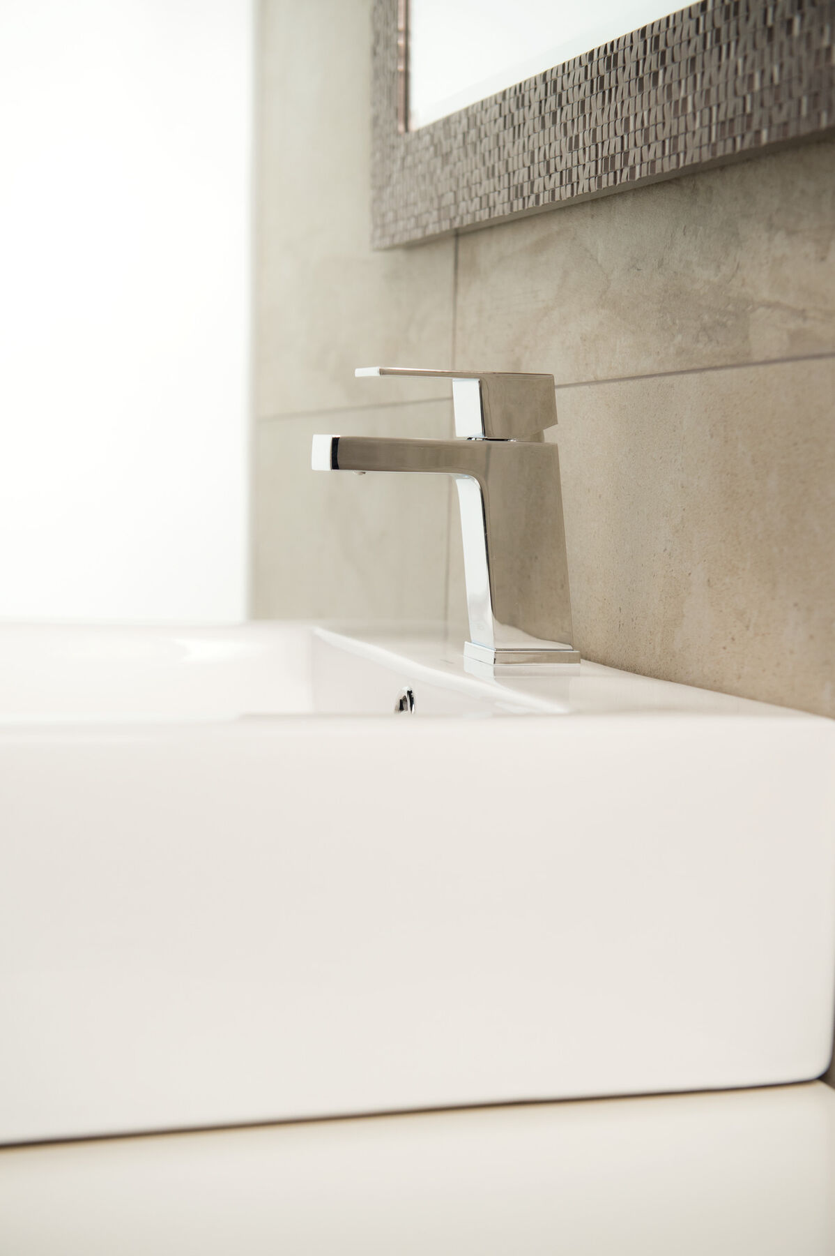 Single Handle Bathroom Faucet, image 1