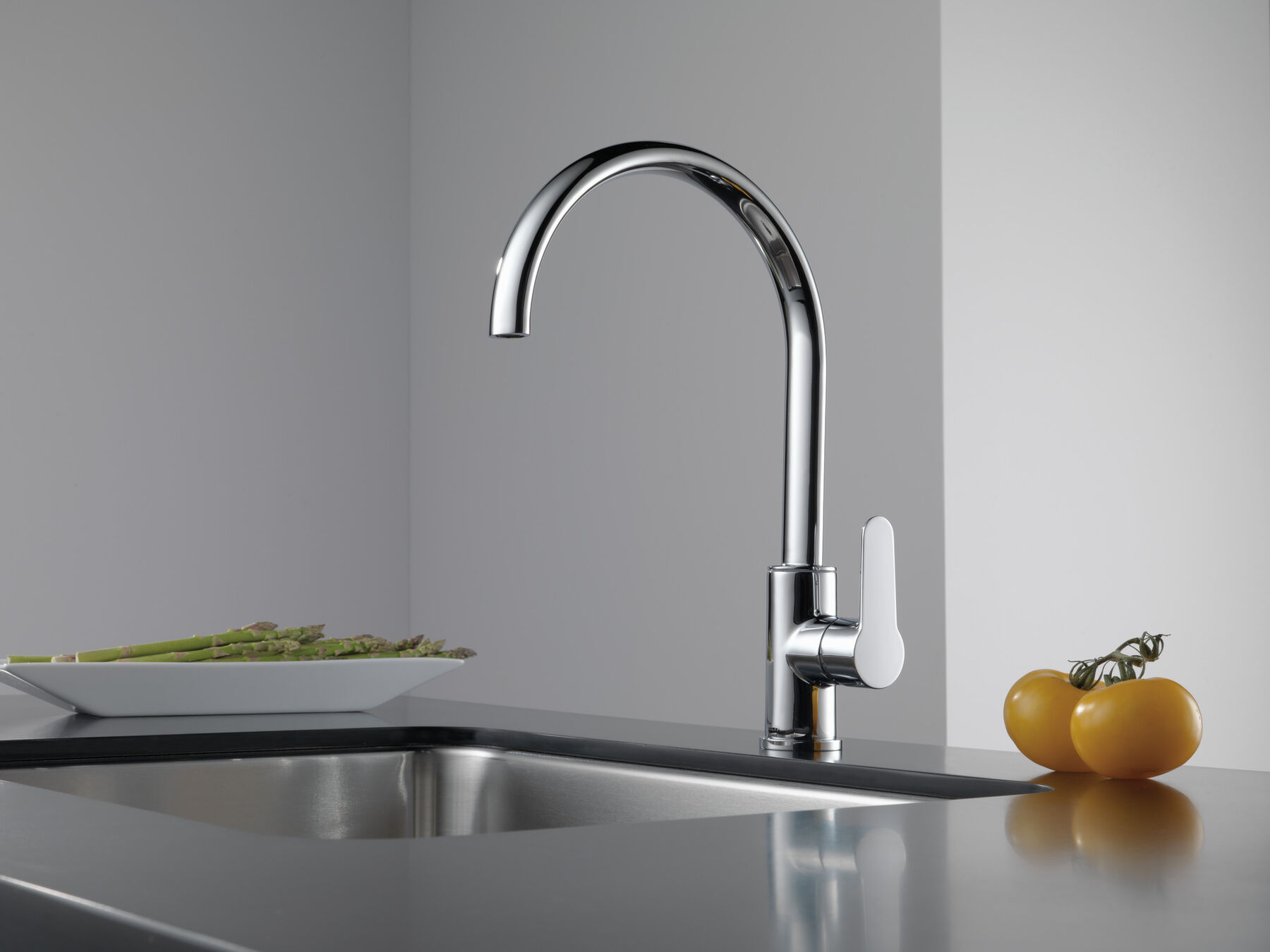Single Handle Kitchen Faucet, image 2