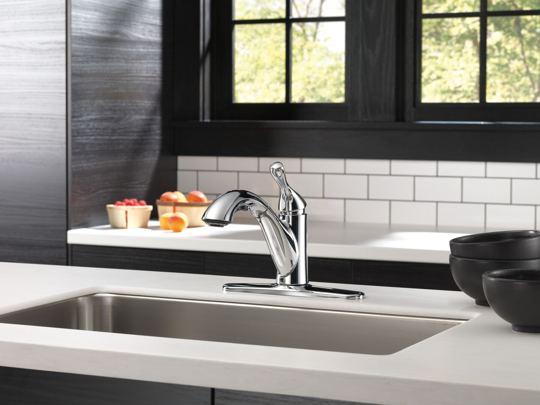 Single Handle Pull-Out Kitchen Faucet, image 4
