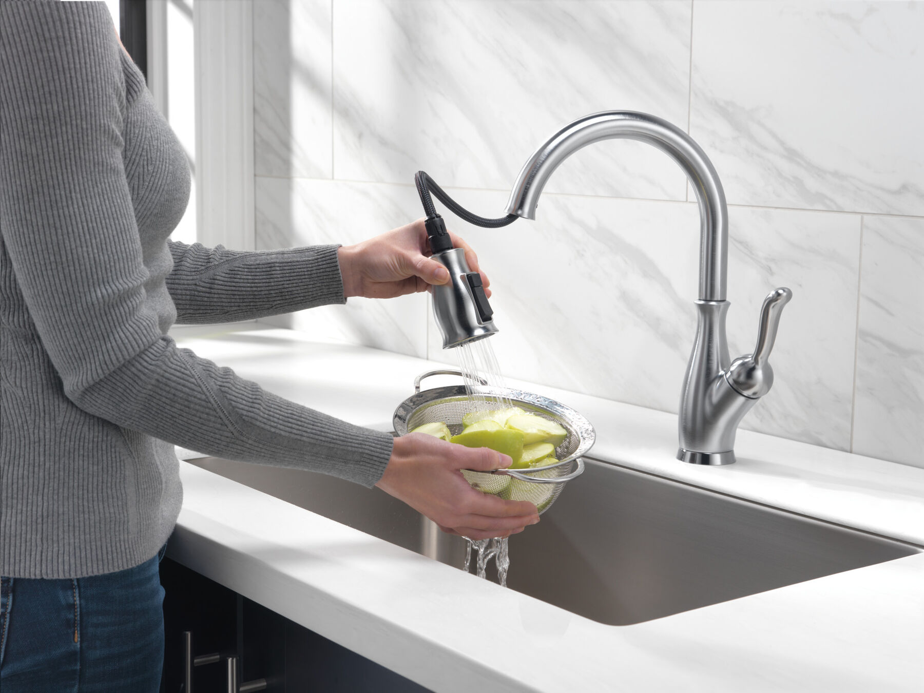 Single Handle Pull-Down Kitchen Faucet with ShieldSpray&reg; Technology (Recertified), image 3