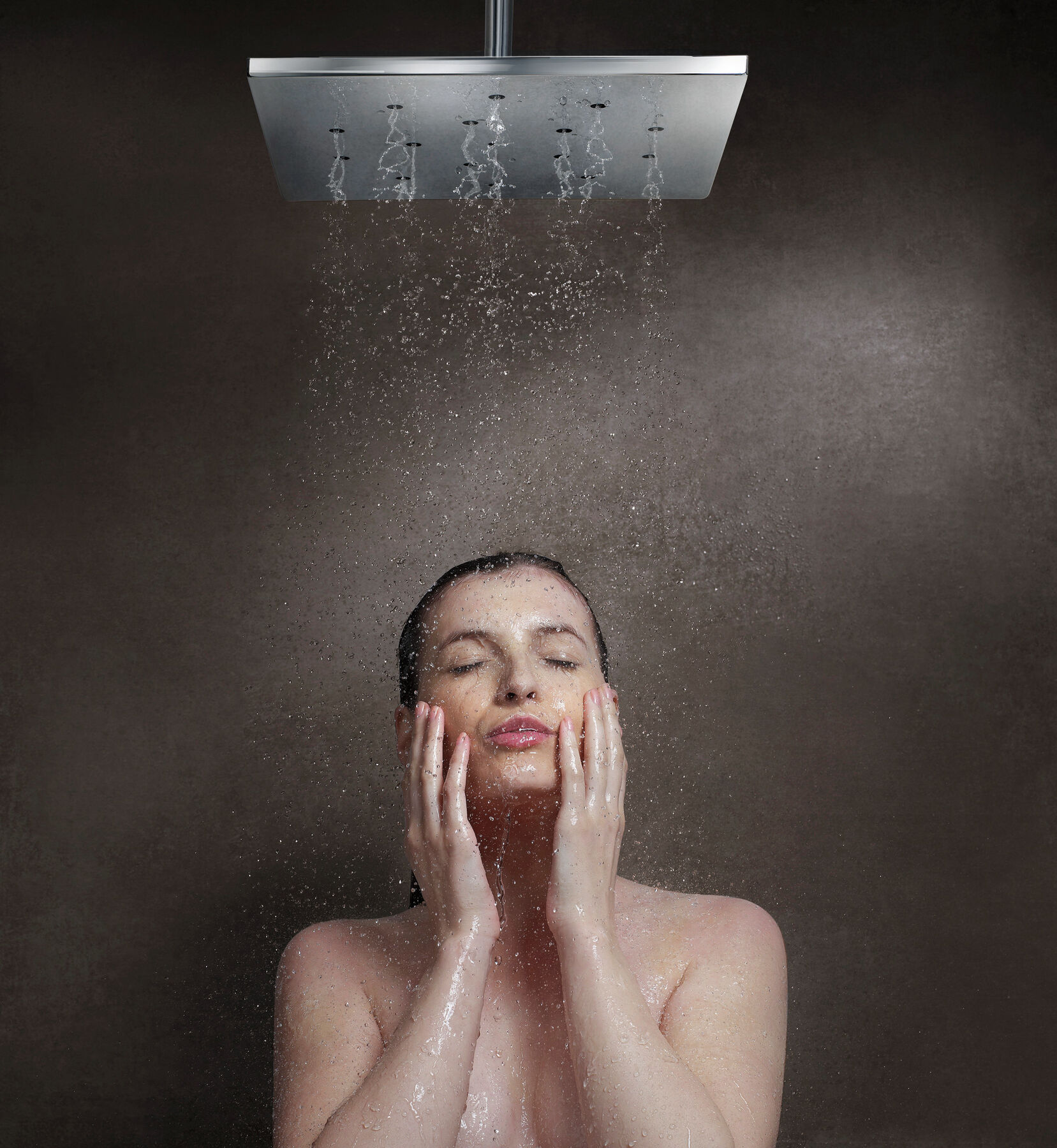 14" Square Showerhead with H<sub>2</sub>Okinetic®  Technology, image 12